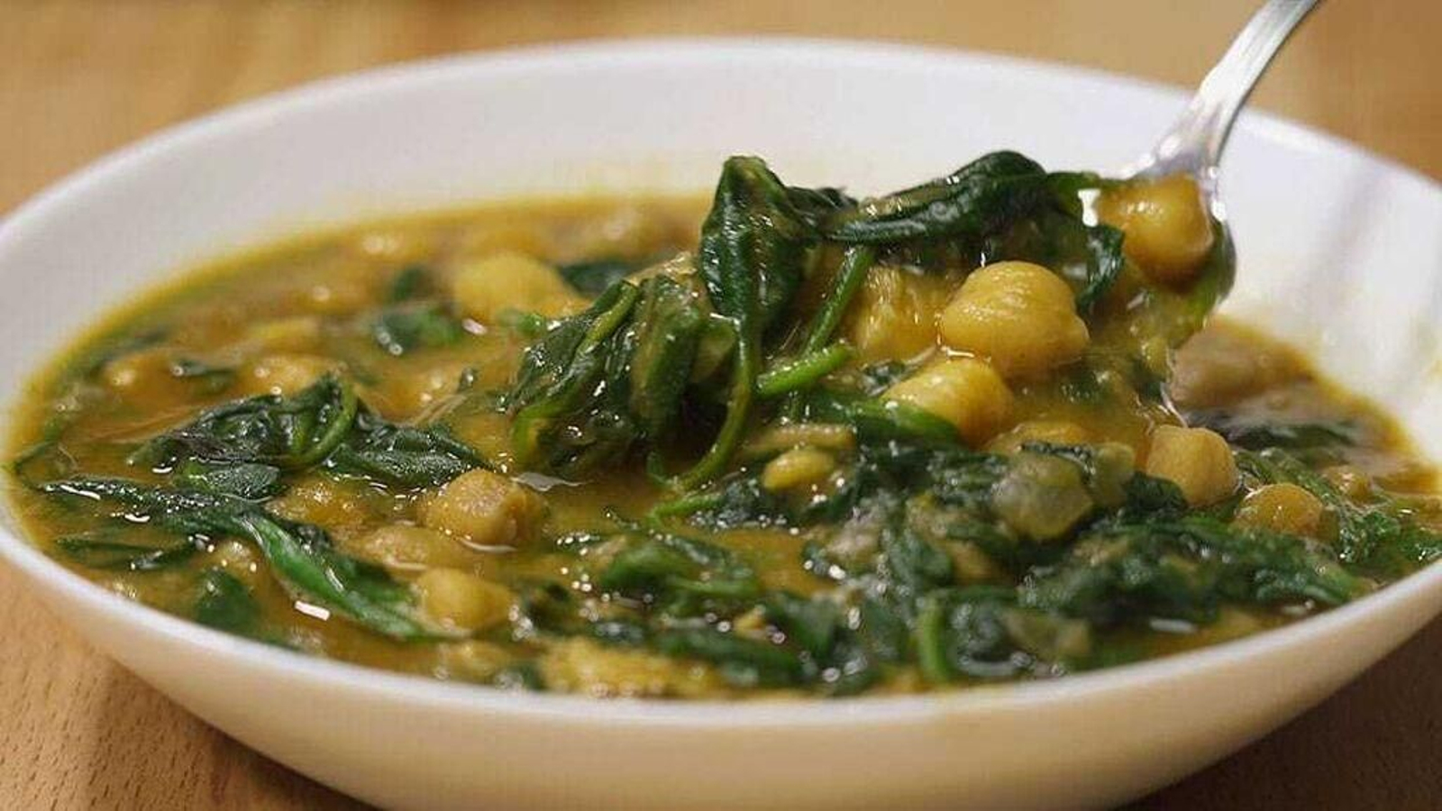 Garbanzos con espinacas