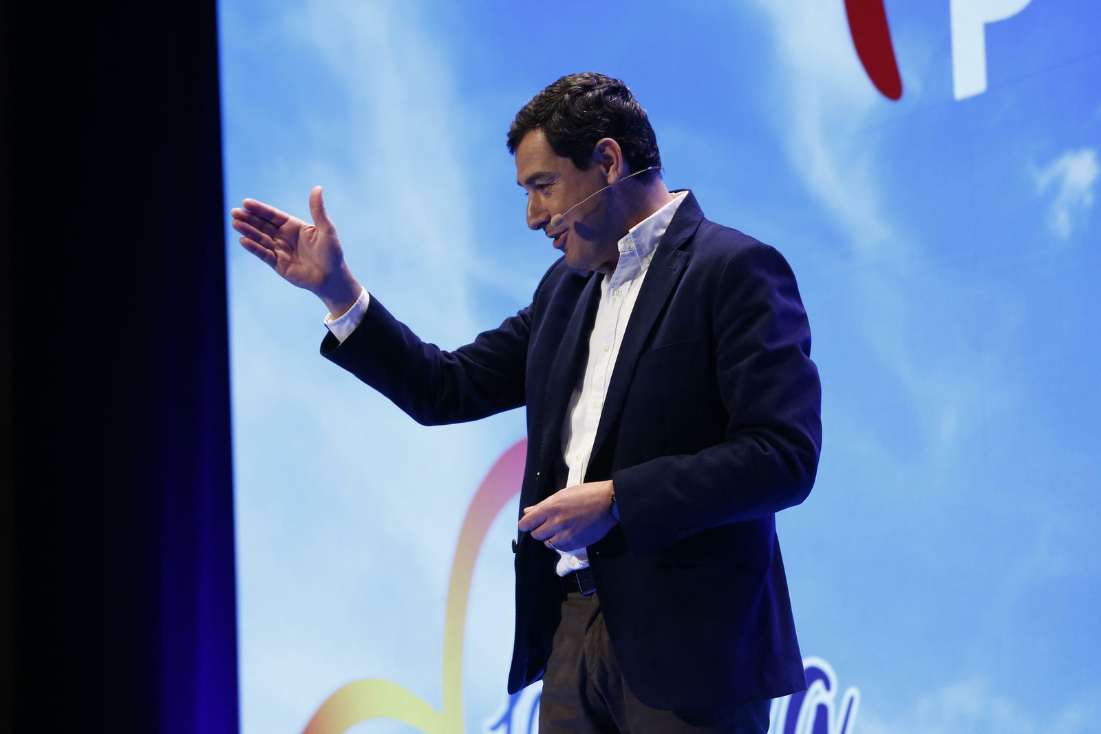 Imágenes del mitin del PP en Granada con Pablo Casado y Juanma Moreno