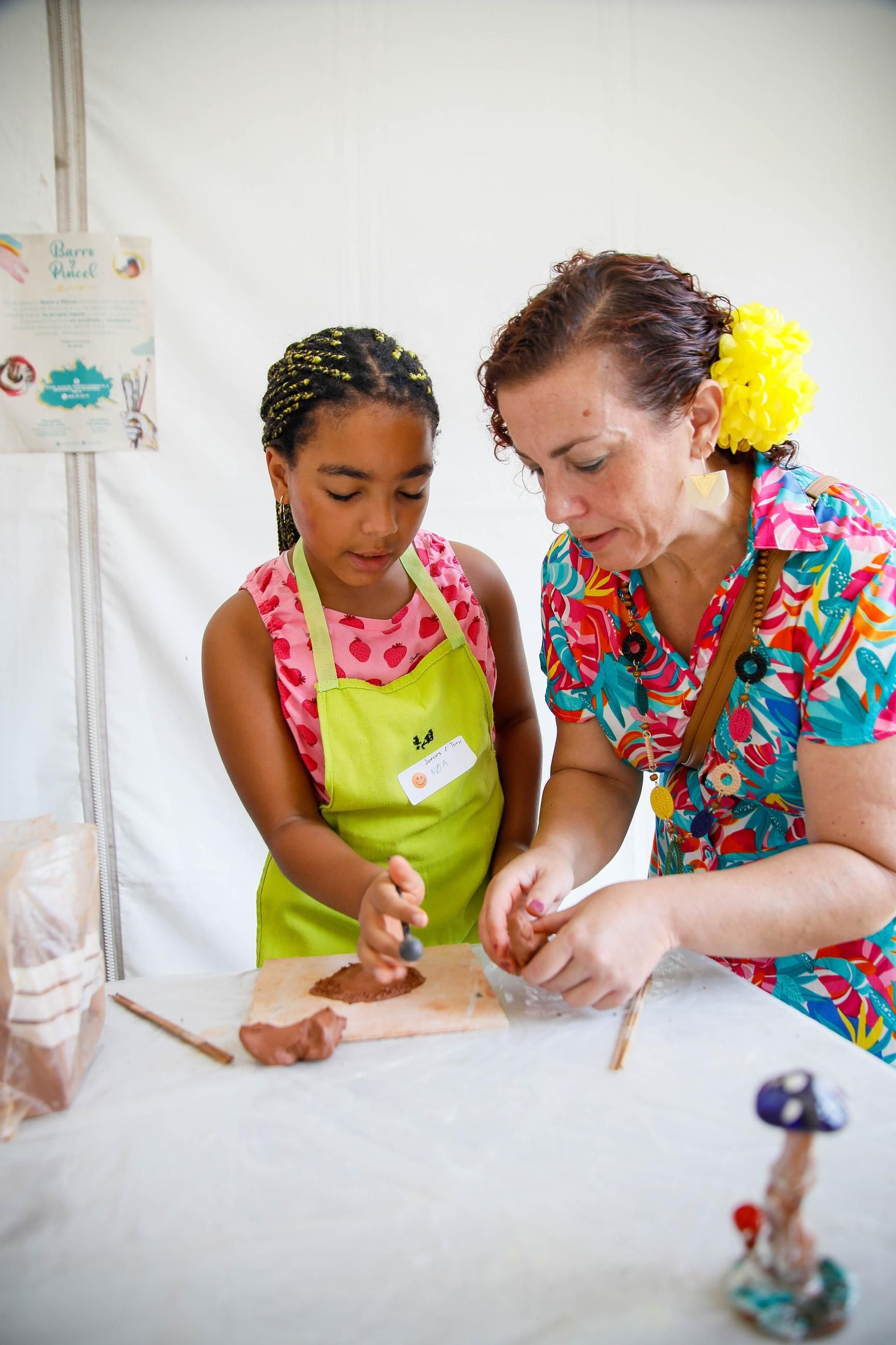 Los talleres infantiles de cerámica de 'Alfaralmería', en imágenes