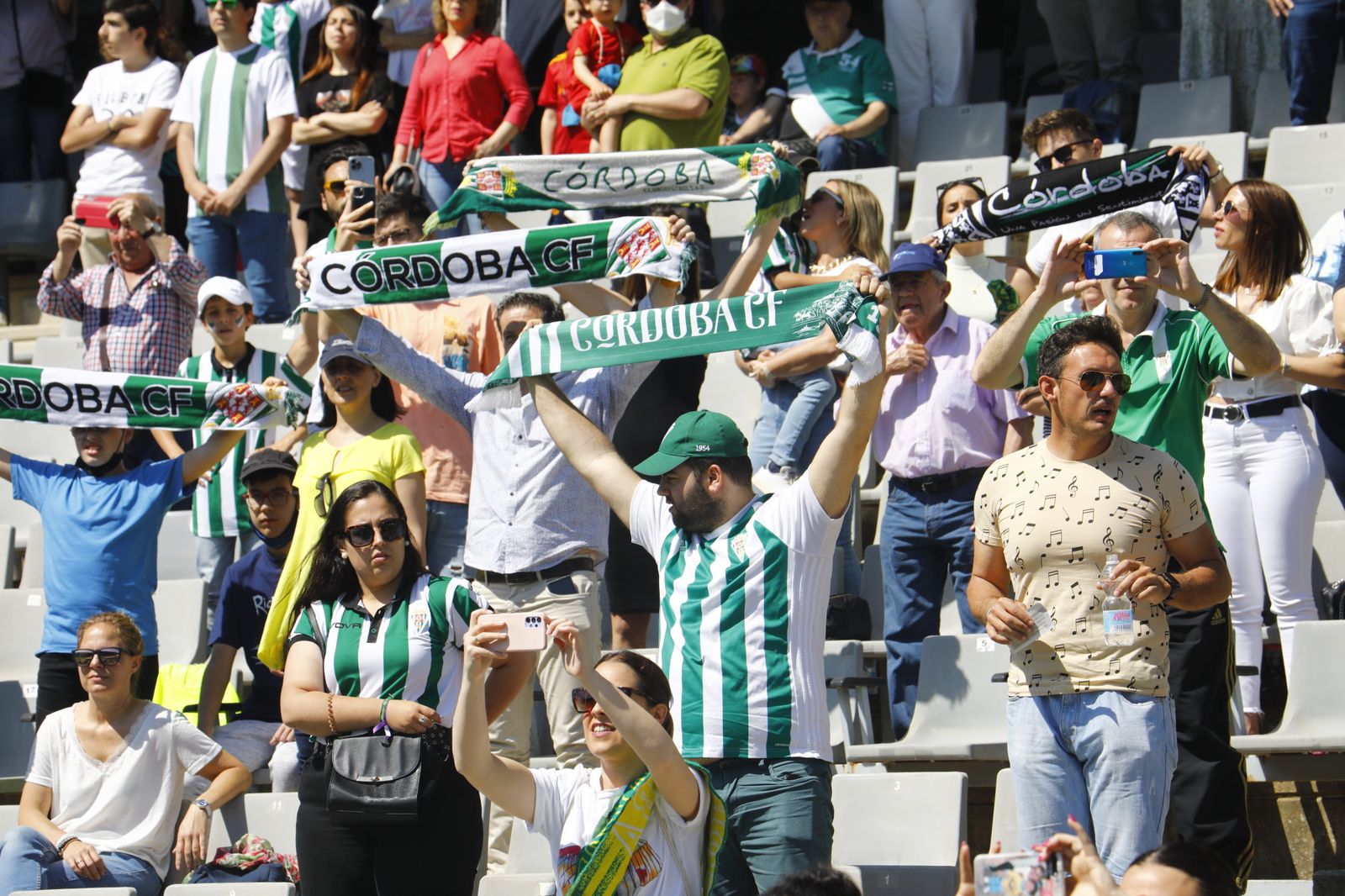 La victoria del Córdoba CF ante el Ceuta, en imágenes