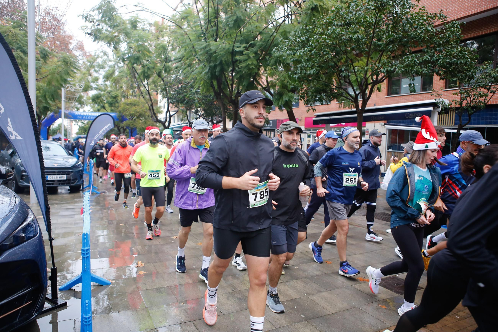 Búscate en la XII Carrera de Navidad de Algeciras