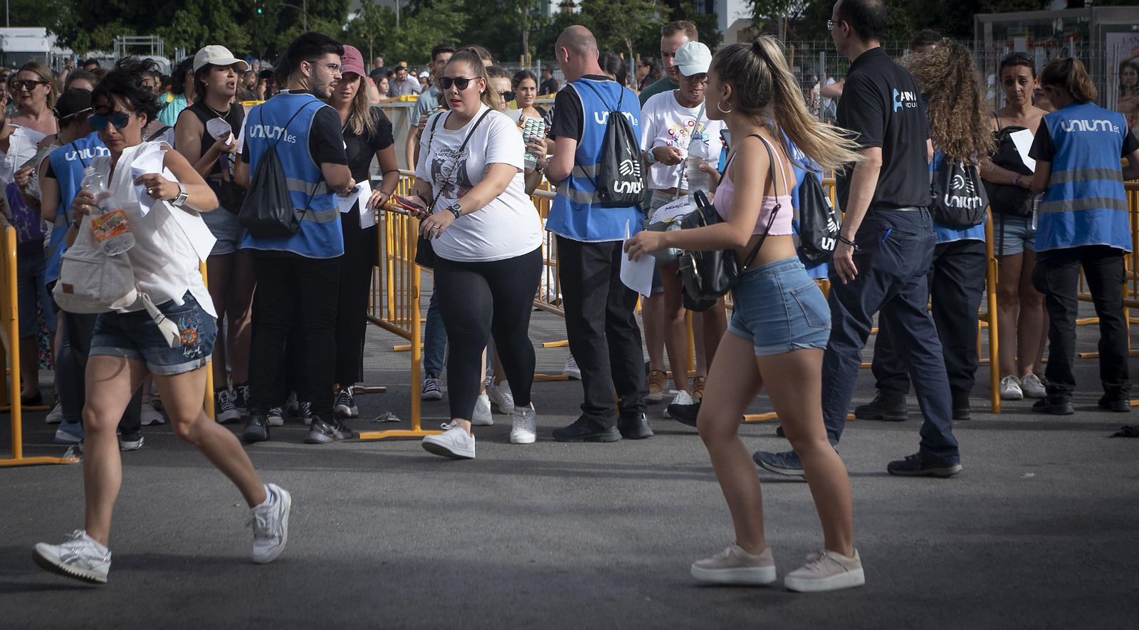 Las imágenes del ambiente en la entrada del concierto de Alejandro Sanz Las imágenes del ambiente en la entrada del concierto de Alejandro Sanz