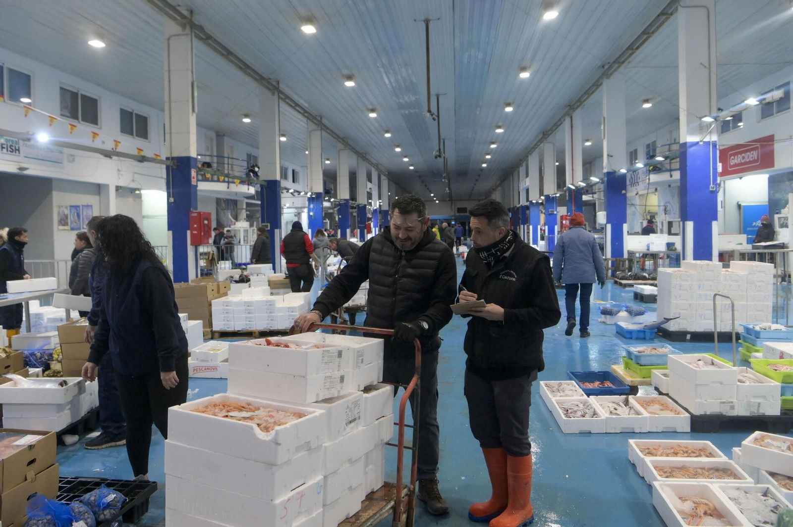 Todas las imágenes del kilómetro 0  de las cenas de Navidad en Granada