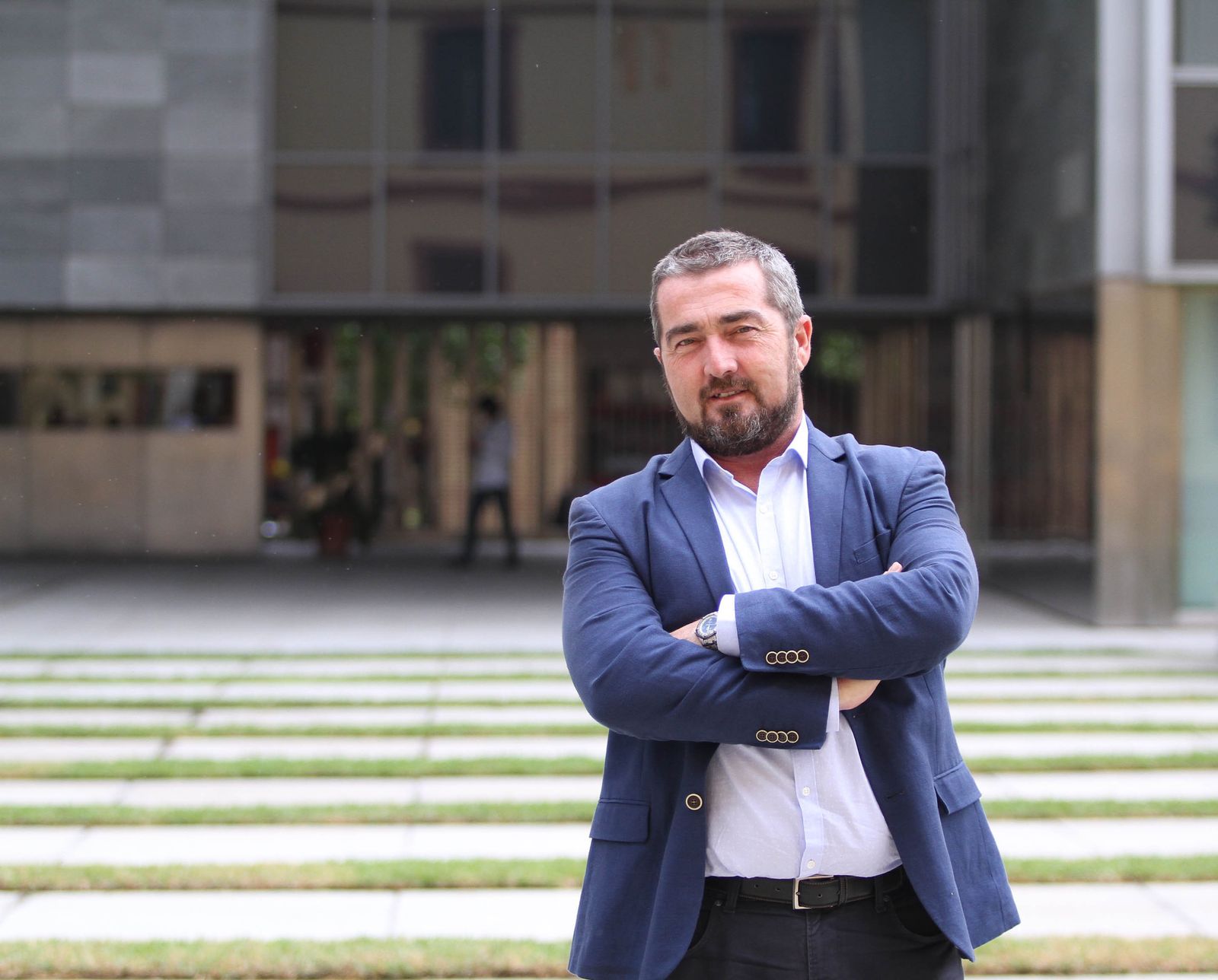 El alcalde de Aznalcóllar, Juan José Fernández, en una imagen reciente en la sede de la Diputación de Sevilla.