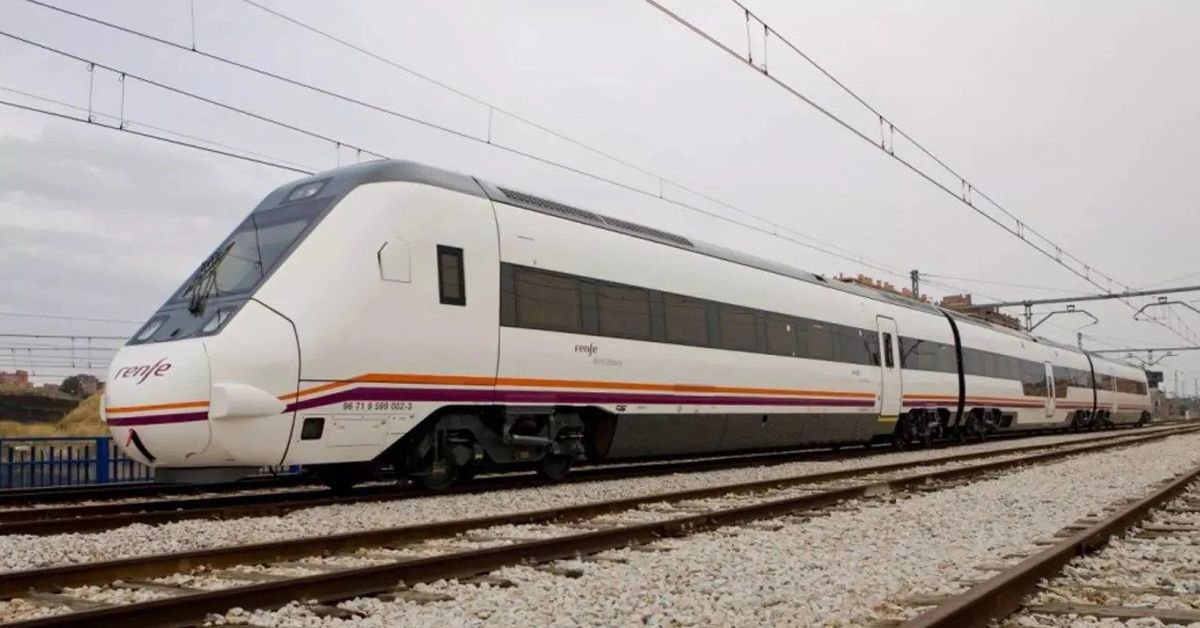 Horarios de los trenes y autobuses de Sevilla a Cádiz este Carnaval 2026