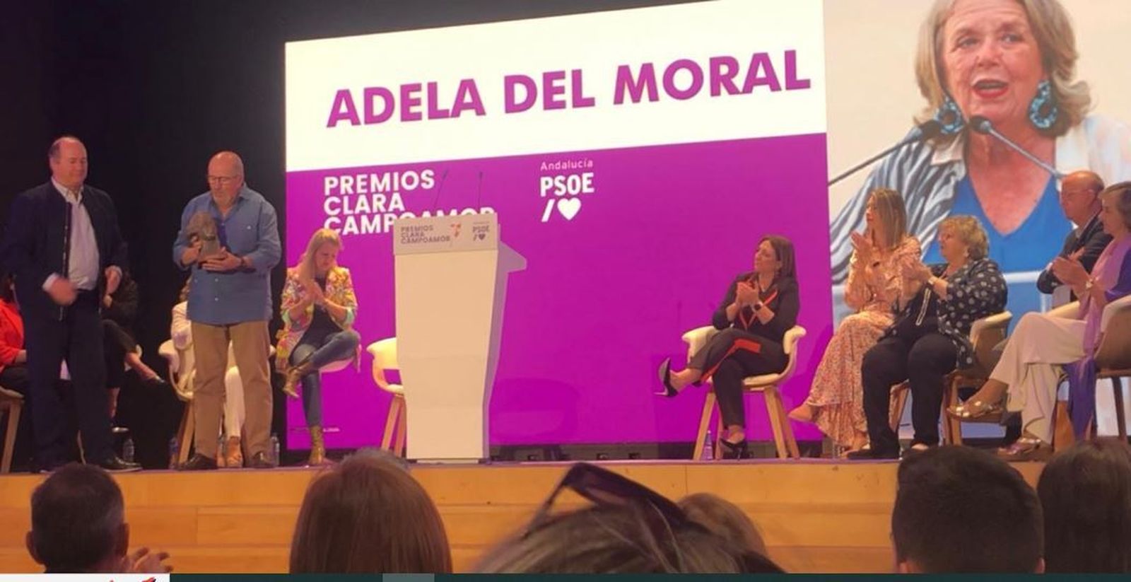 Entrega del premio a título póstumo a Adela del Moral