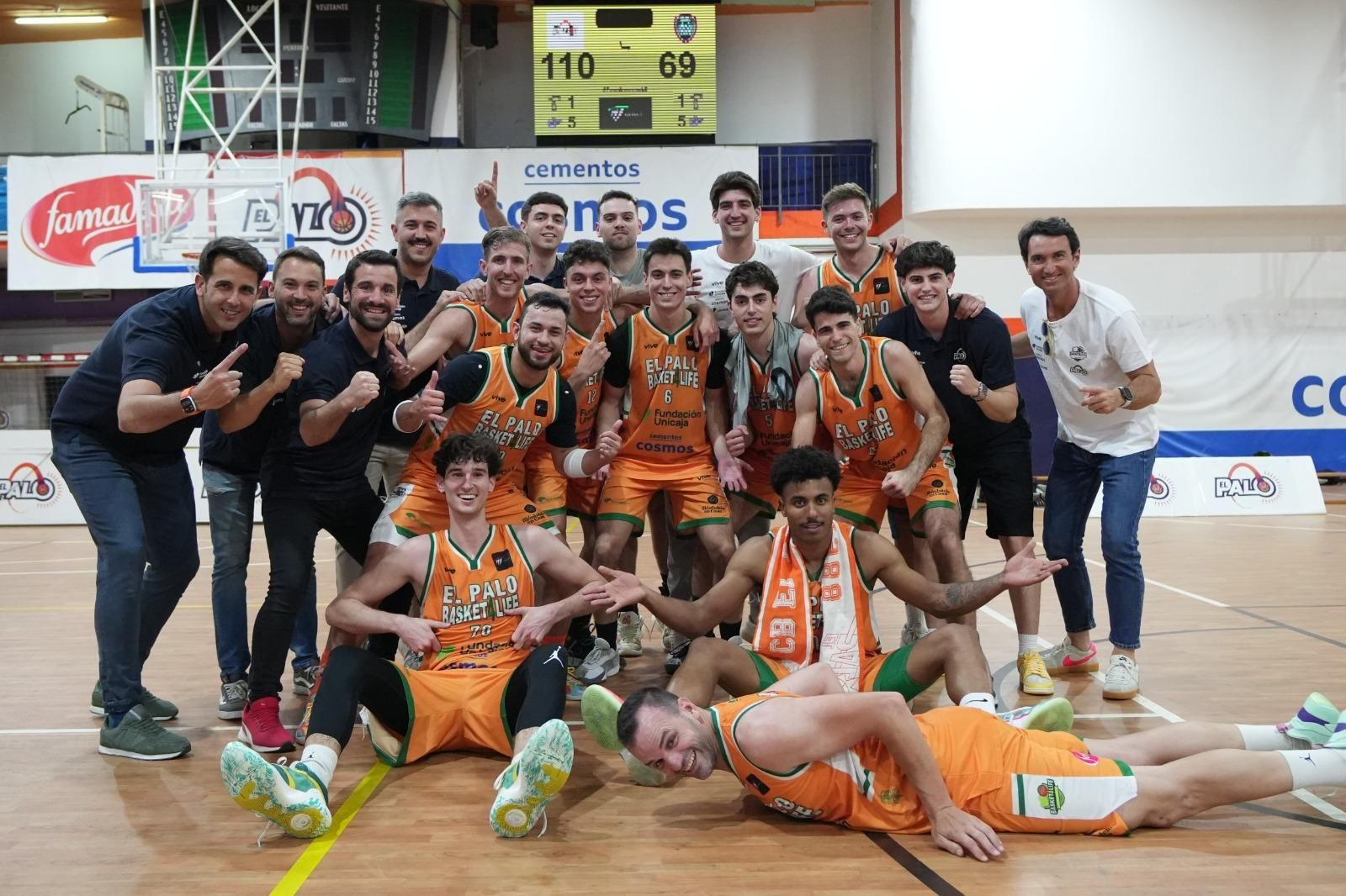 El Palo celebra su triunfo en los cuartos de final.