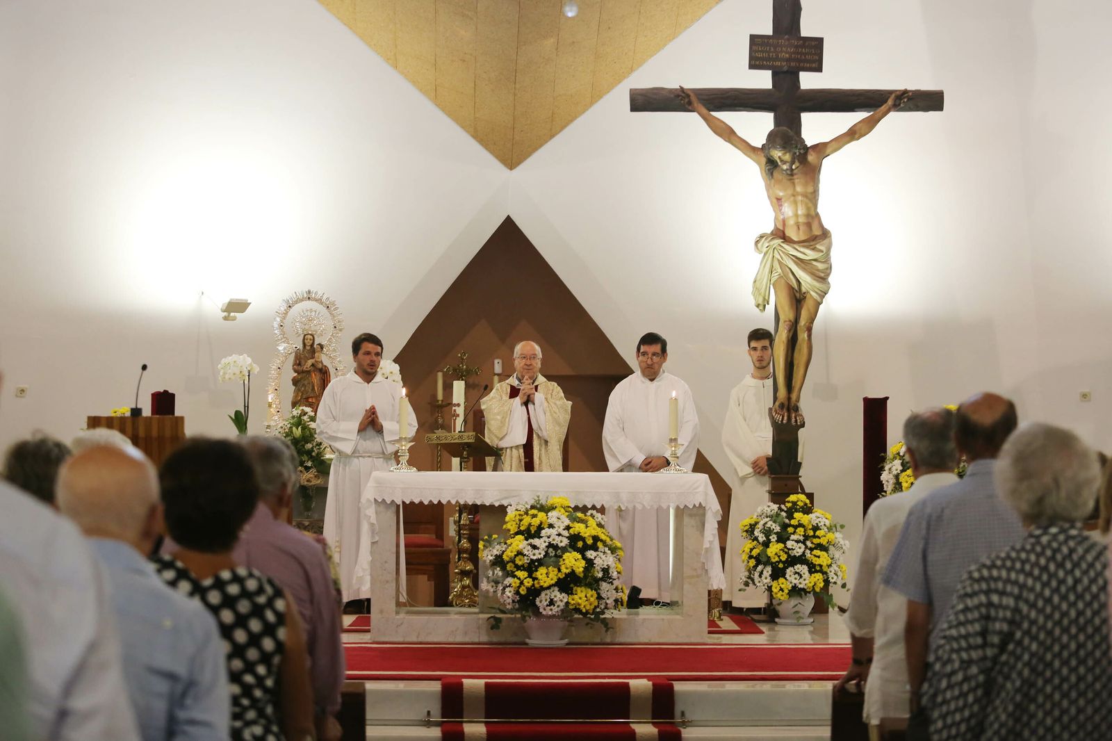 Imágenes del la última misa del Padre Fuego