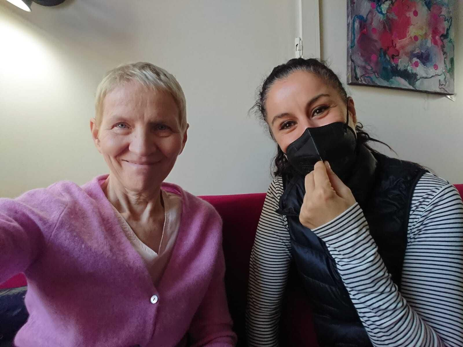 Paz Sabater, junto a la profesora de la Academia Vagánova de San Petersburgo, Galina Bezuglaya