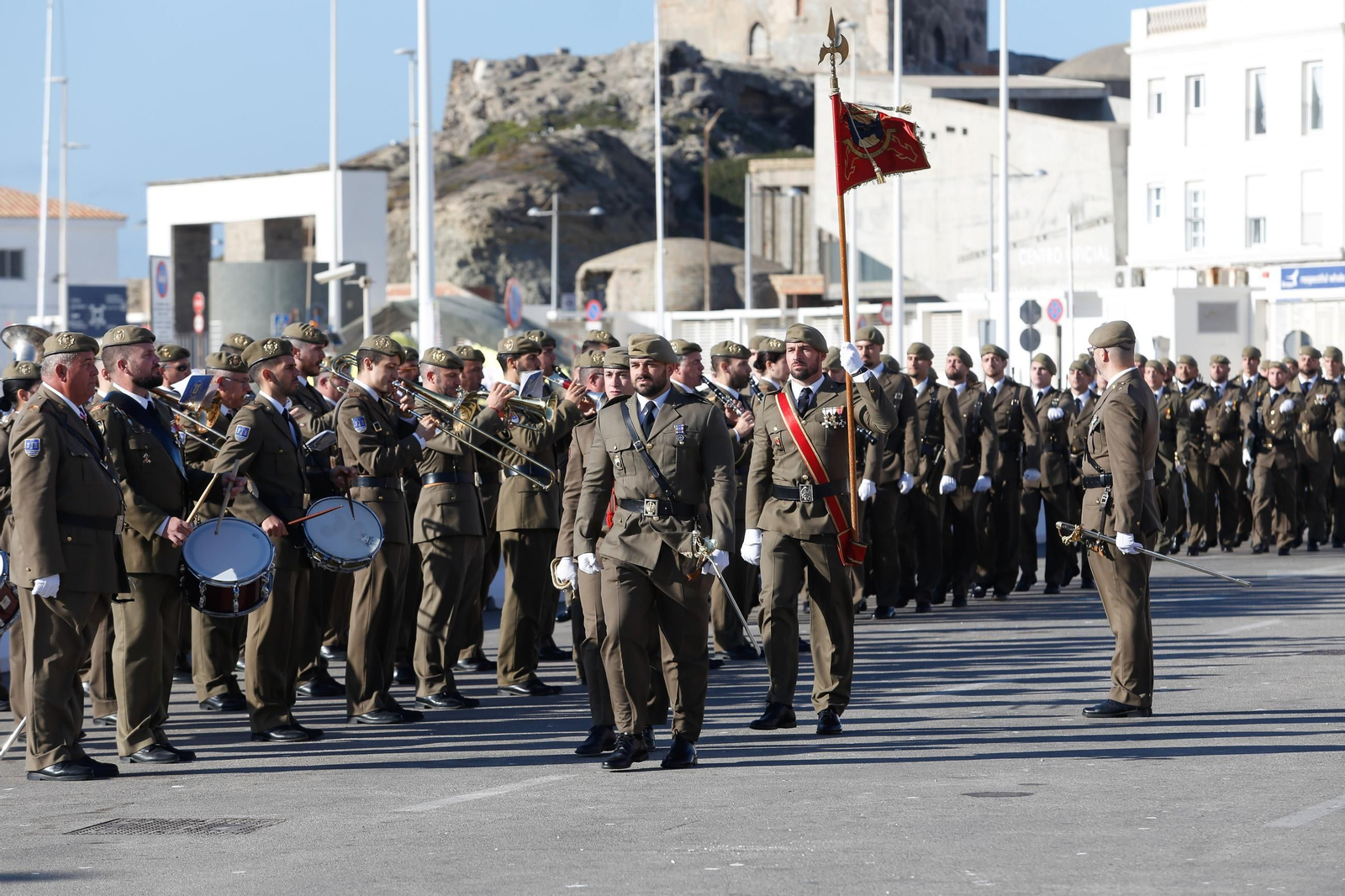 Las fotos de la jura de bandera civil en Tarifa