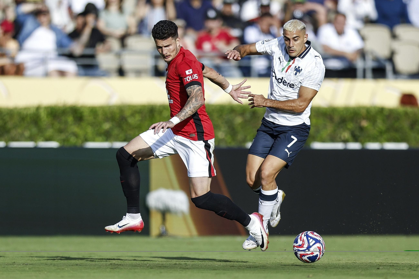 Urawa Red Diamonds-Monterrey (56).jpg