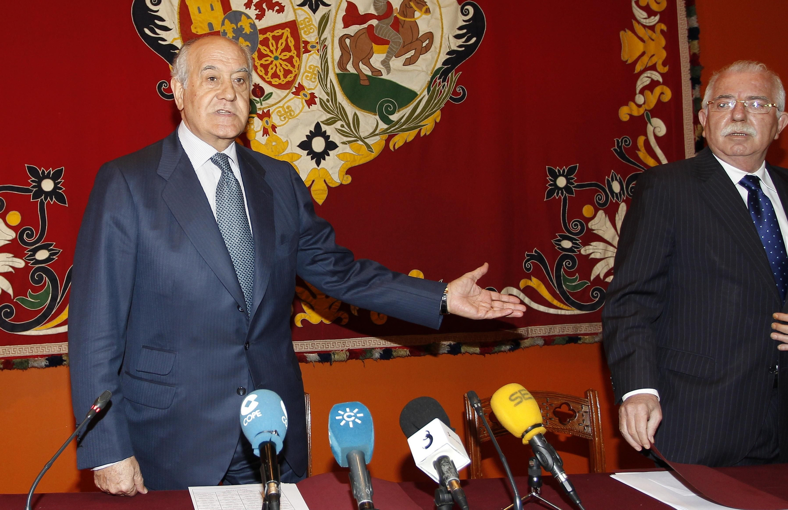 Ramón Valencia, durante la presentación de la programación taurina de la Maestranza.