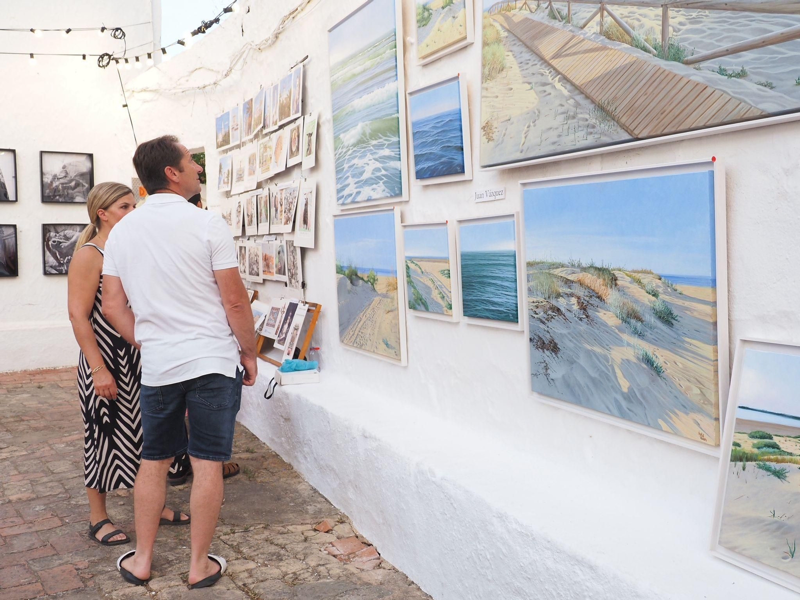 Paseo por el Arte de Ayamonte, el mayor museo efímero a cielo abierto, en imágenes