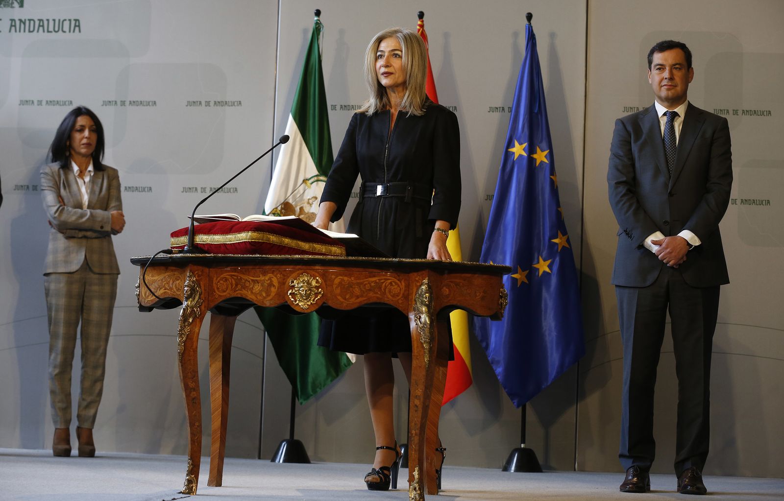 Los nuevos consejeros toman posesión de sus cargos