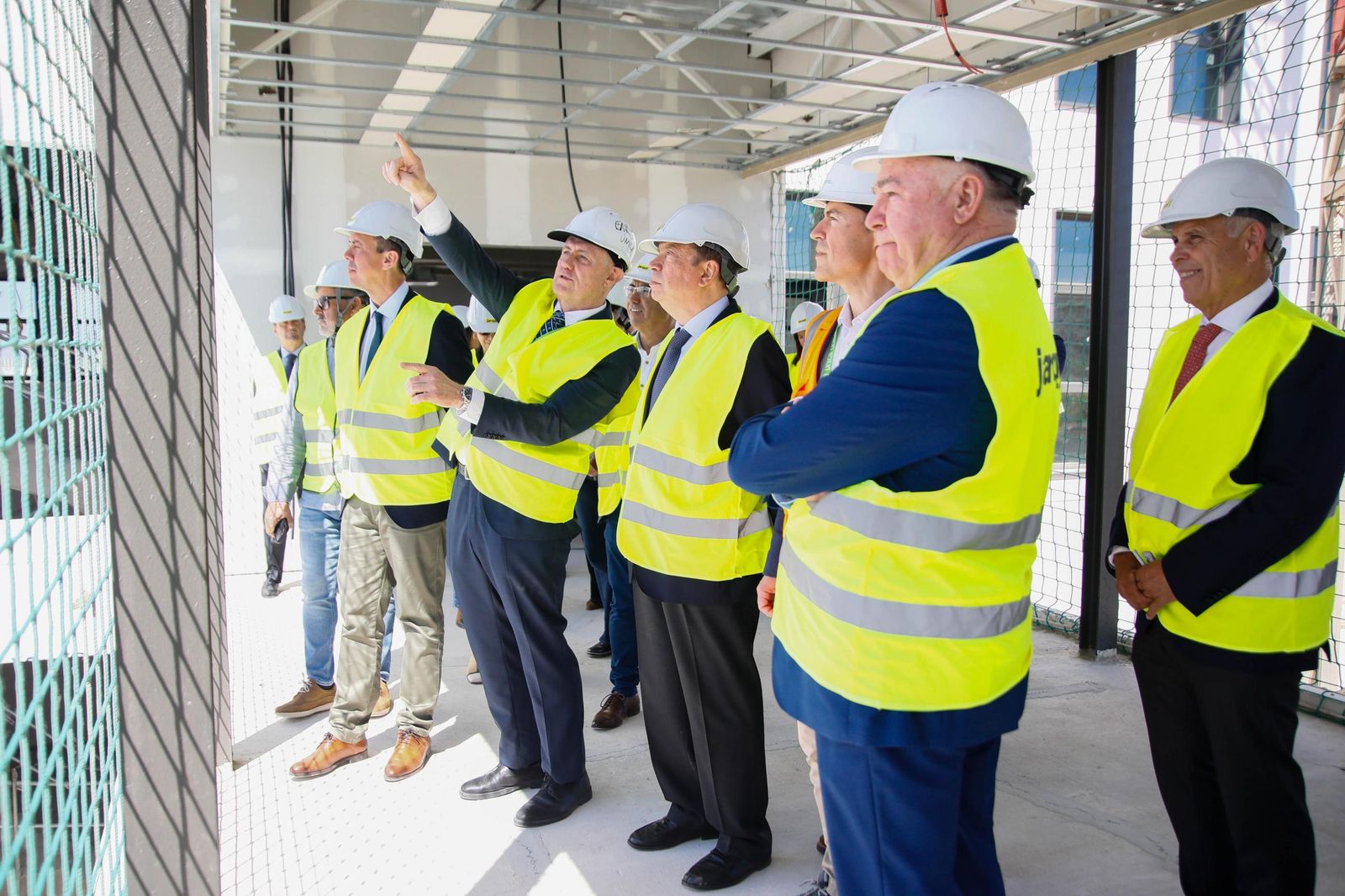 Luis Planas en una visita a la cooperativa Única