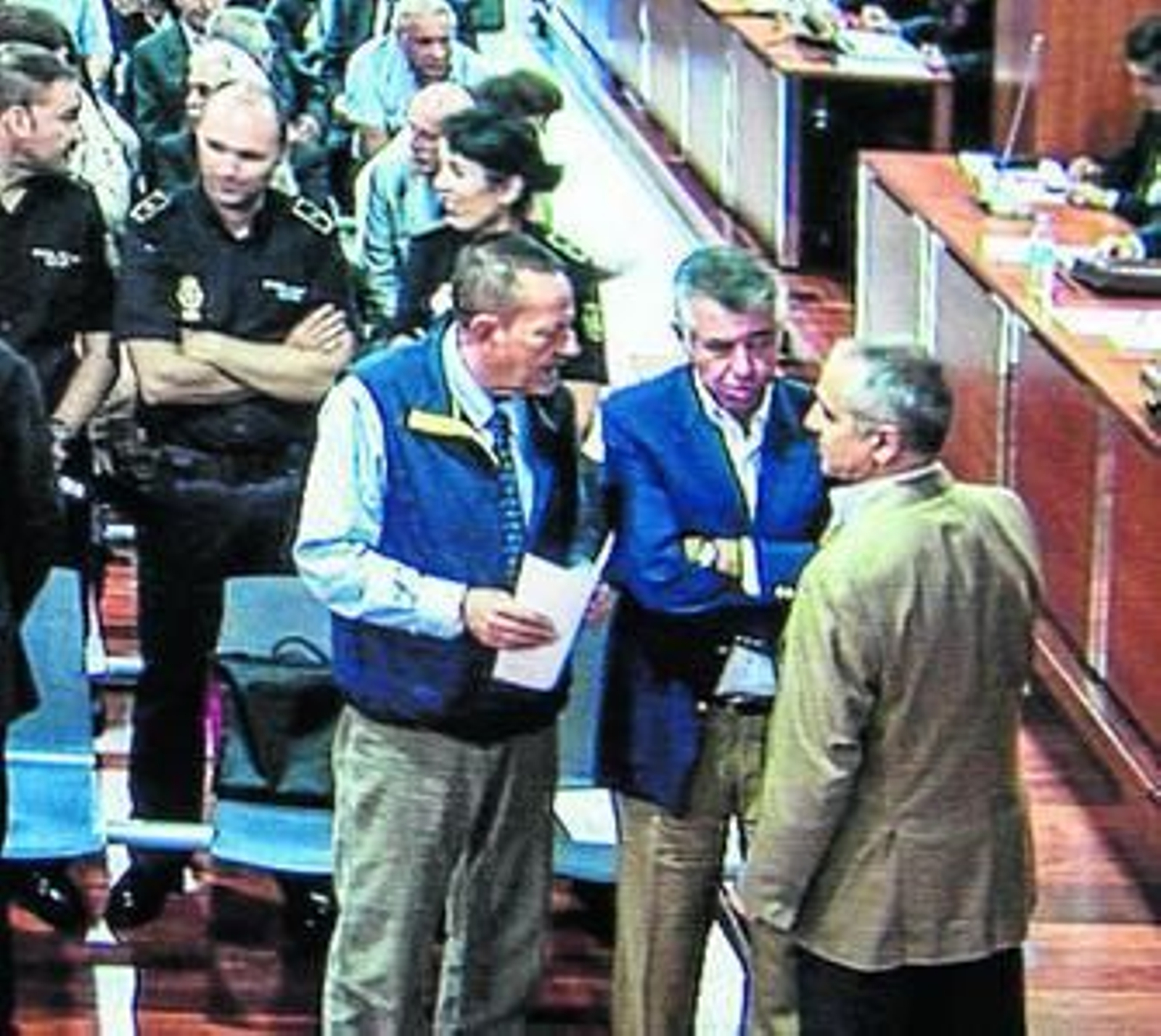 Julián Muñoz, Juan Antonio Roca y Tomás Reñones, el día en que se leyó la sentencia de Malaya.