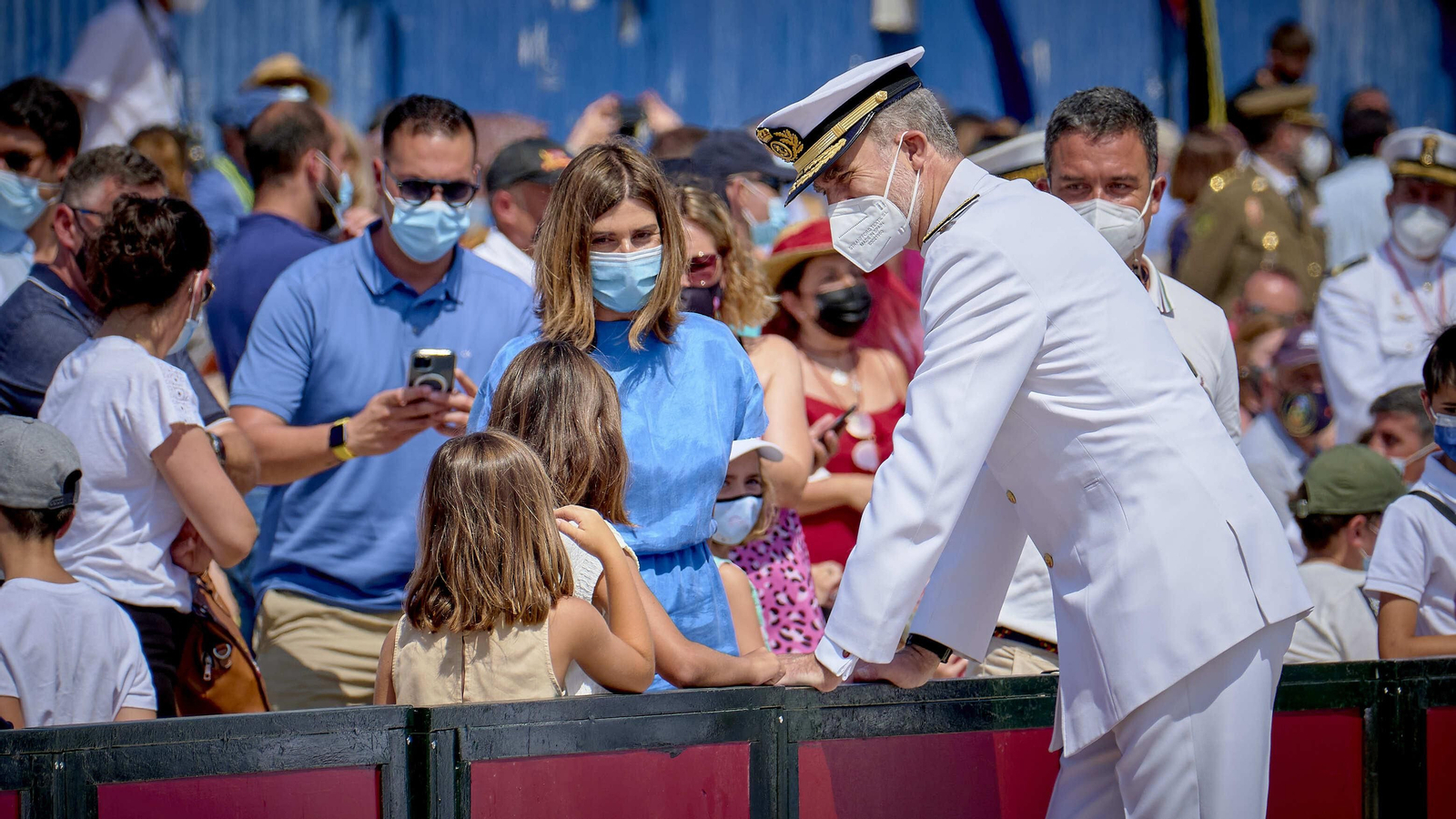 Recibimiento al buque escuela de la Armada española 'Juan Sebastián de Elcano'