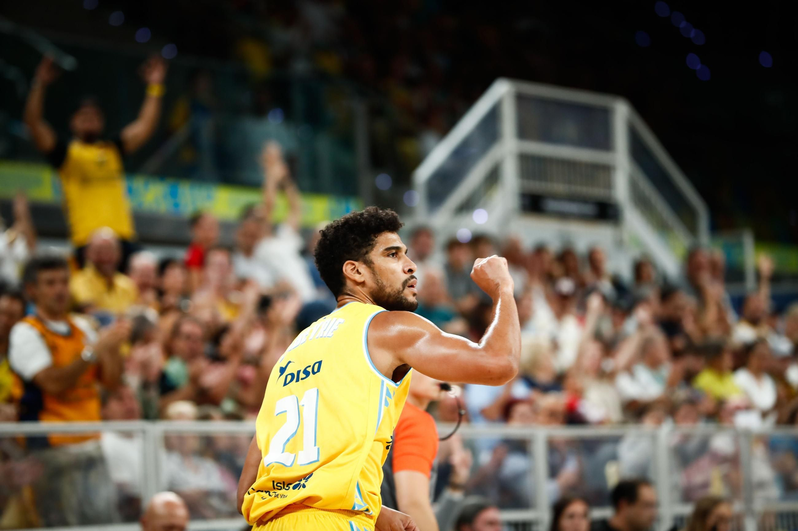 Búscate en las gradas del Gran Canaria-Unicaja