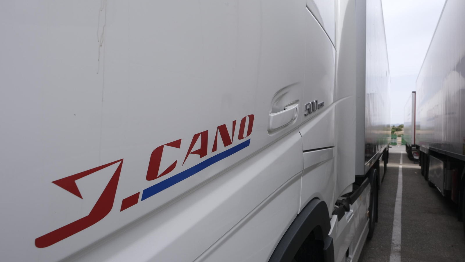 Imágenes de la visita de la Ministra Raquel Sánchez a Transportes J. Cano, en Antas