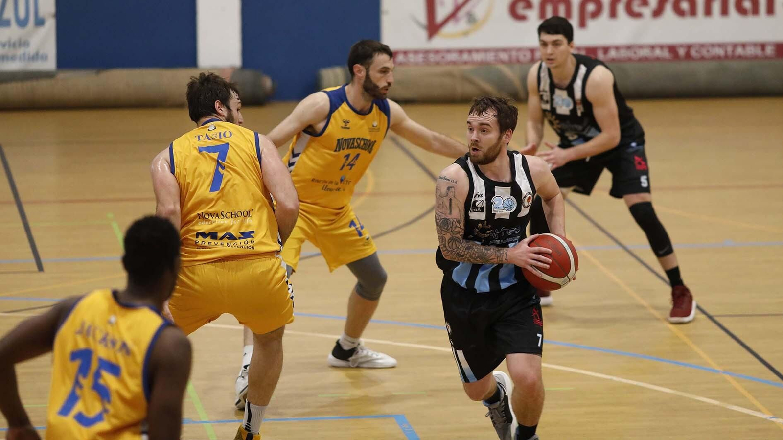 La Unión Linense de Baloncesto - Novaschool de Málaga