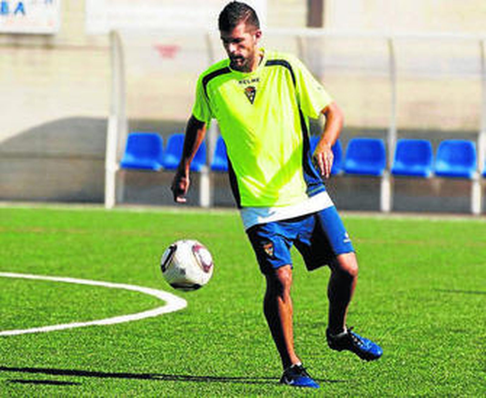Pedro Baquero, durante su etapa como jugador del Cádiz.