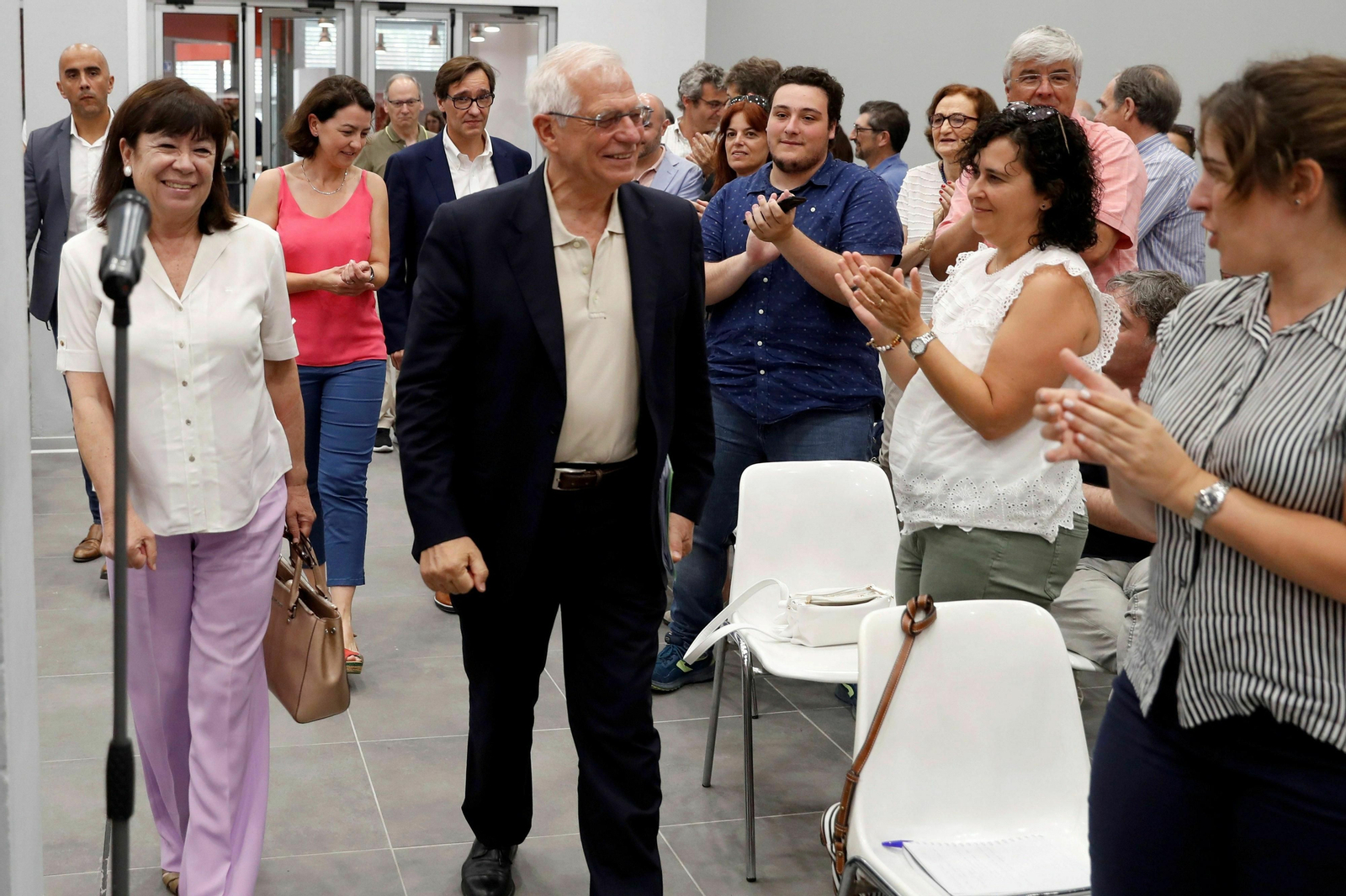 Josep Borrell y Cristina Narbona, en un acto del partido en Barcelona.