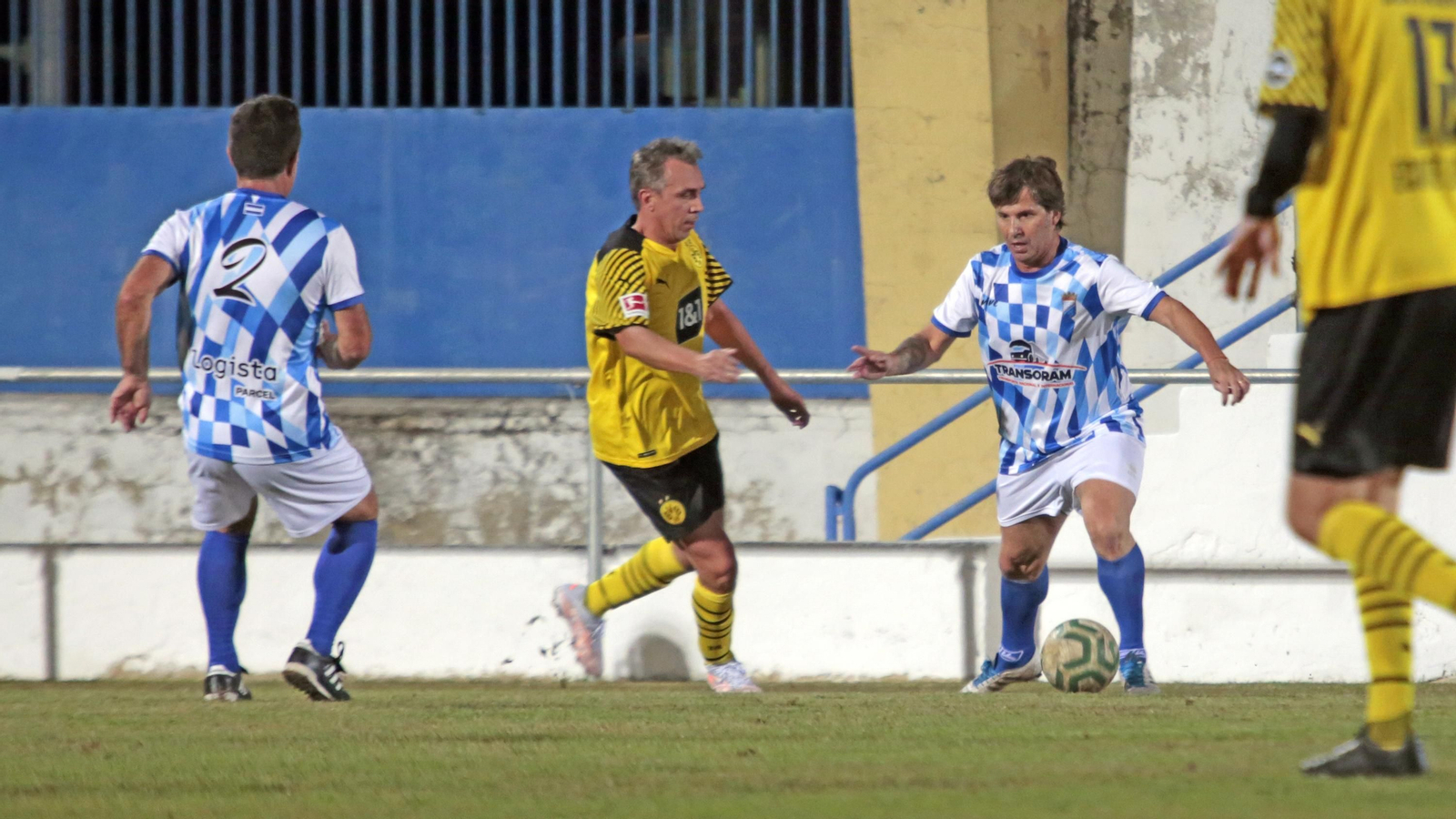Partido amistoso entre veteranos del Borussia Dortmund y del Xerez CD