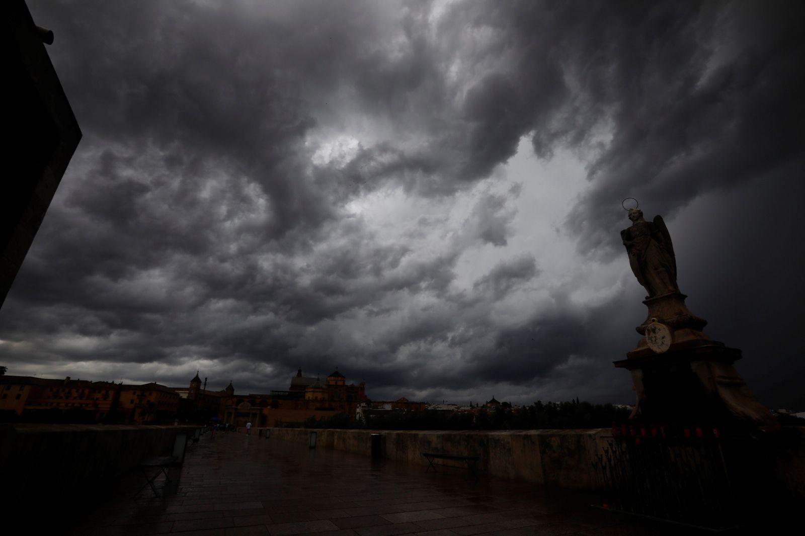 El paso de la tormenta por Córdoba, en imágenes