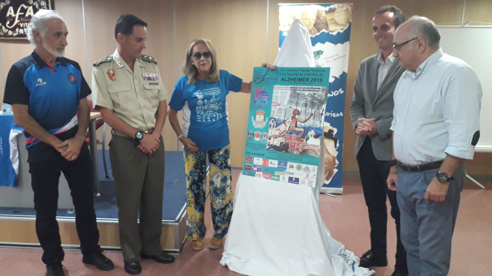 Presentación del cartel de la XV Carrera Popular Nocturna del Alzheimer.