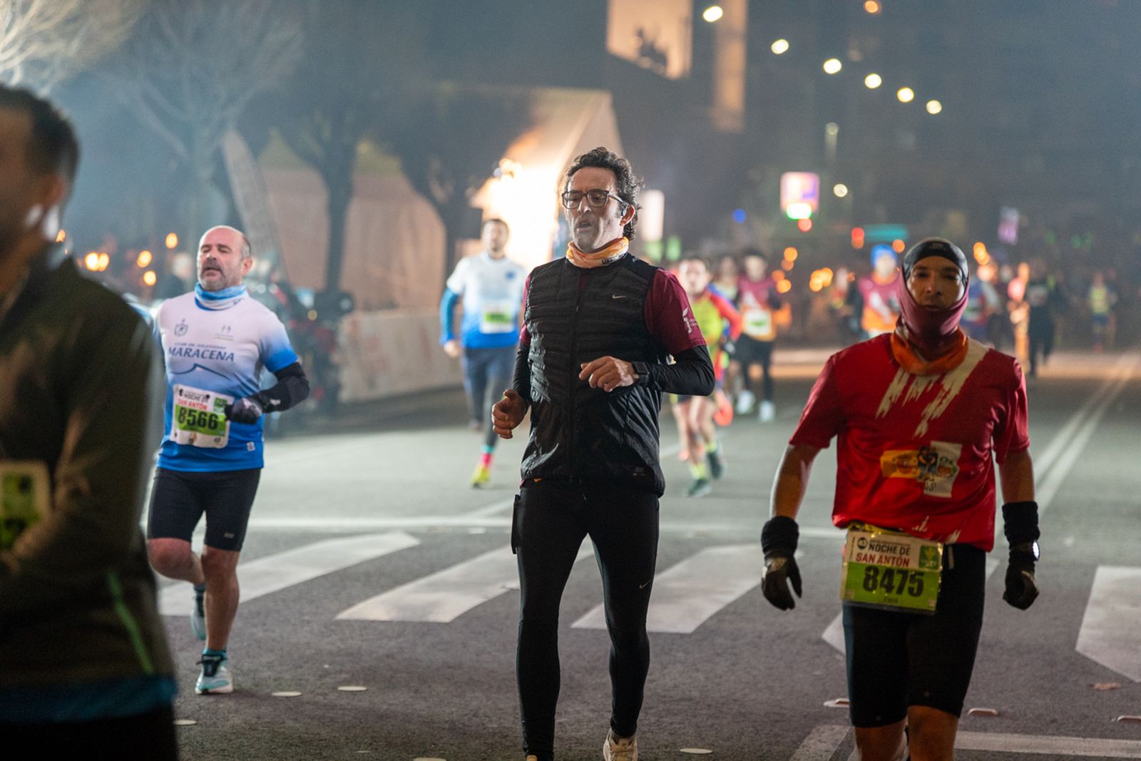 En imágenes: búscate en tu llegada a meta de la Carrera de San Antón 2026 (6)