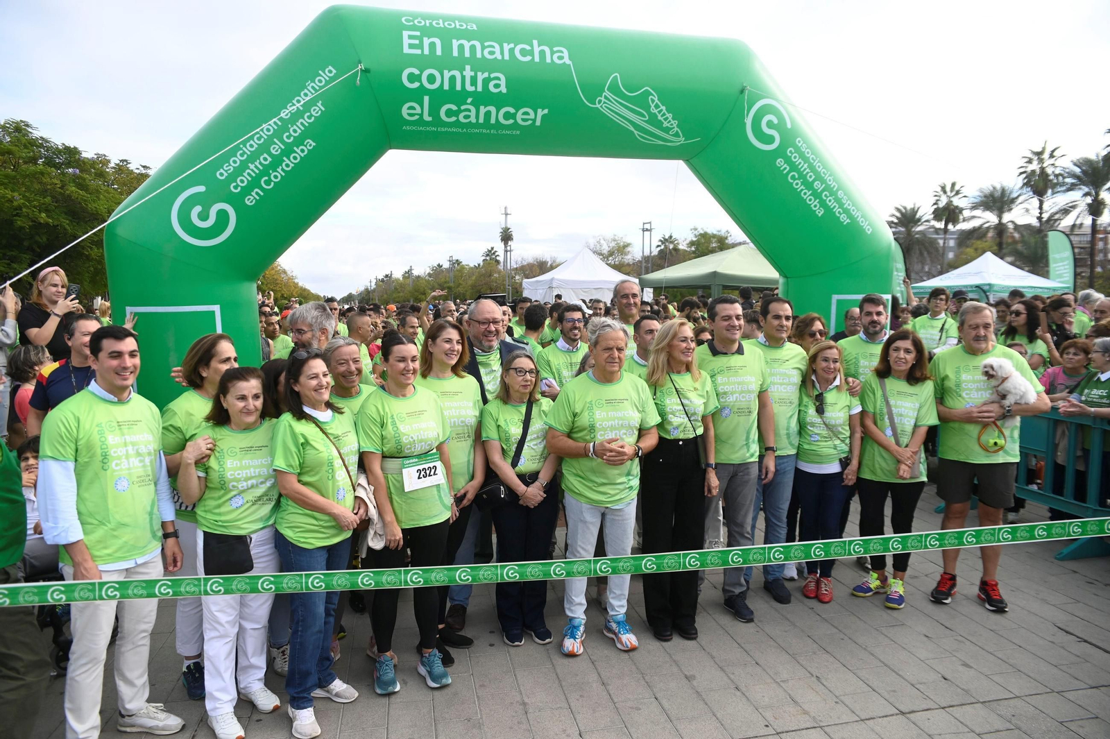 La XVIII Carrera contra el Cáncer en Córdoba, en imágenes
