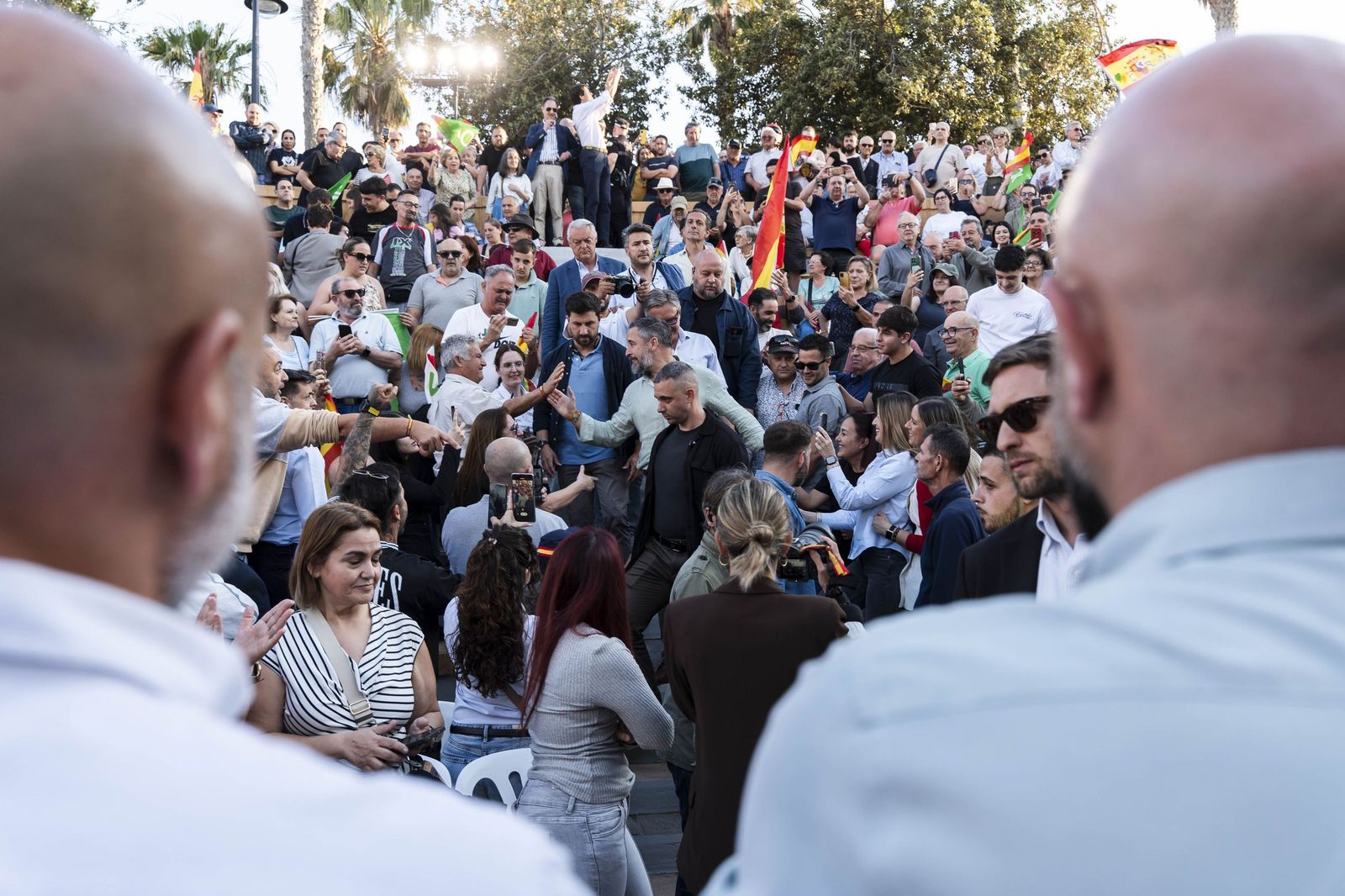 Las imágenes del mitin de Vox con Santiago Abascal y Manuel Gavira en ...