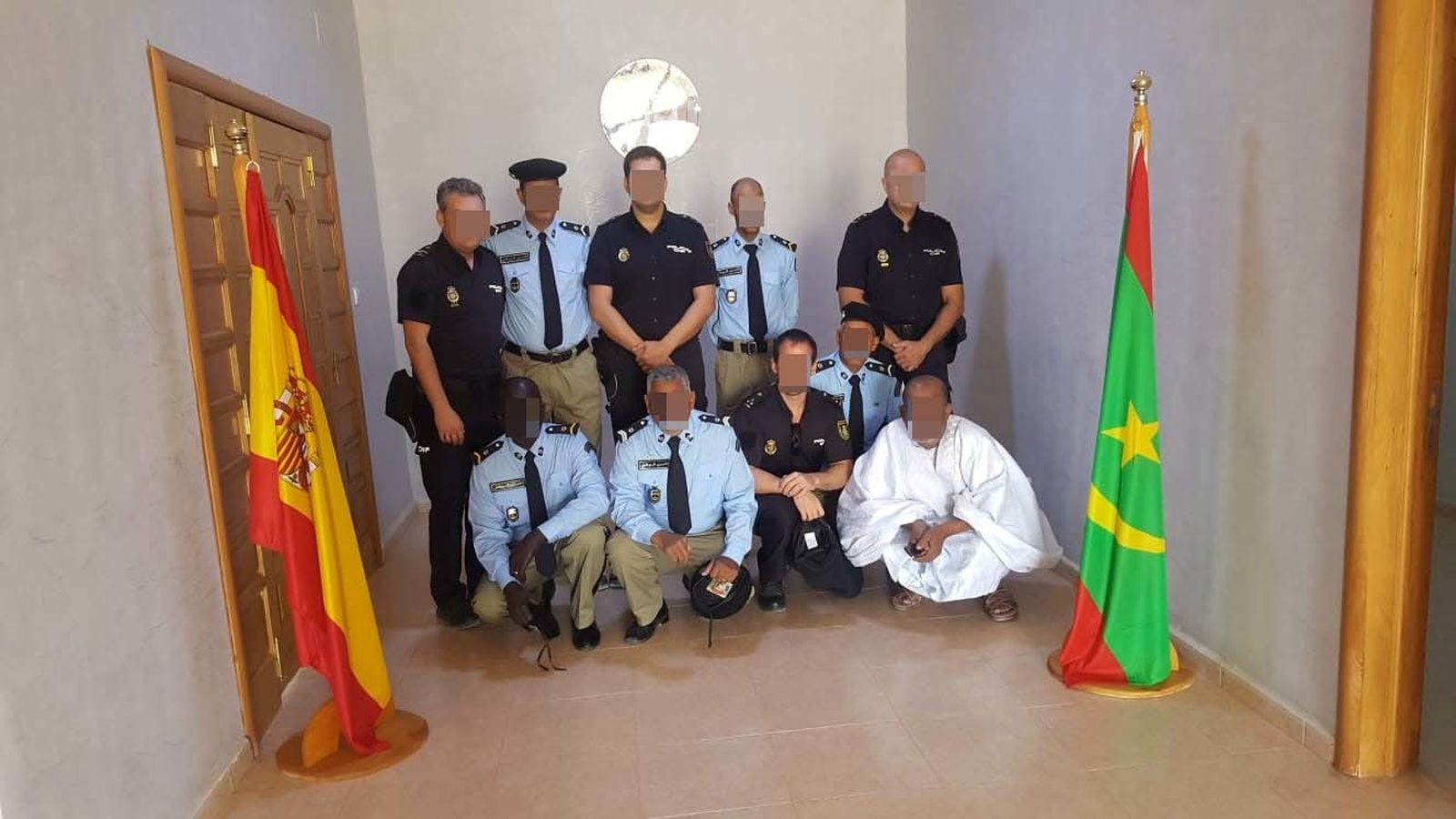Equipo policial en Nouadhibou