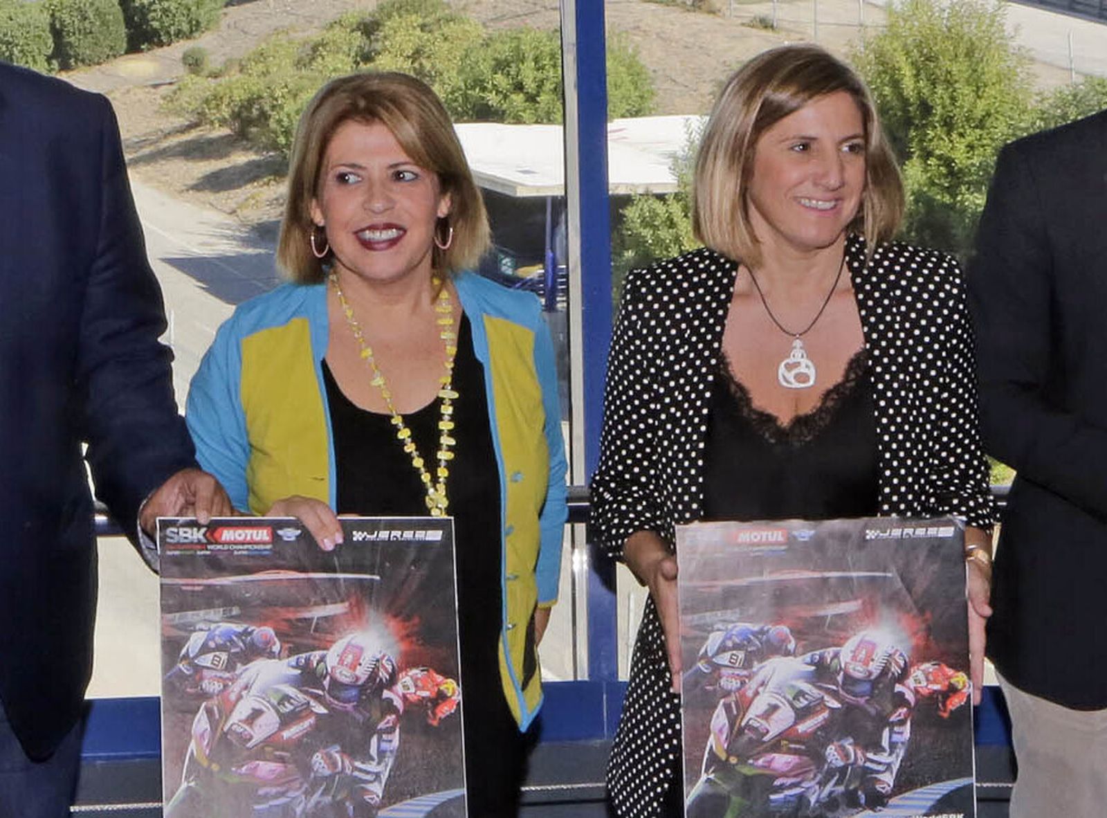 La presidenta de la Diputación, Irene García, y la alcaldesa de Jerez, Mamen Sánchez, en el Circuito en 2017.