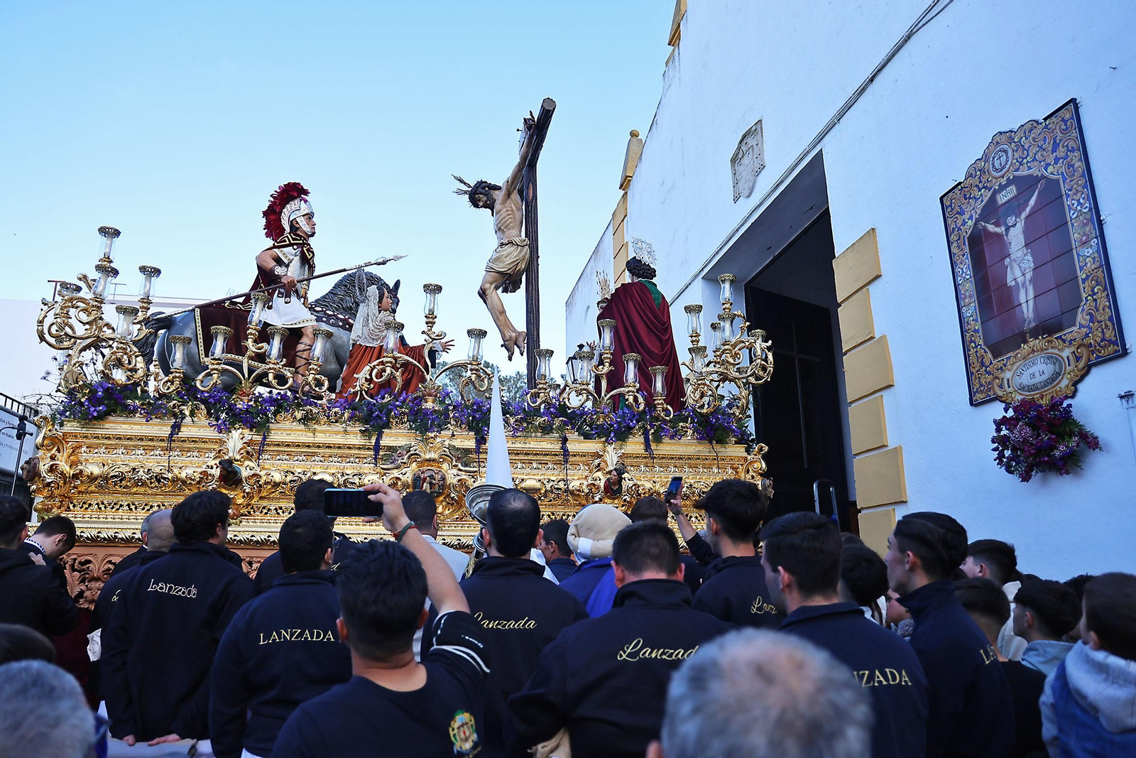 Martes Santo en Huelva: Imágenes de la Hermandad de La Lanzada