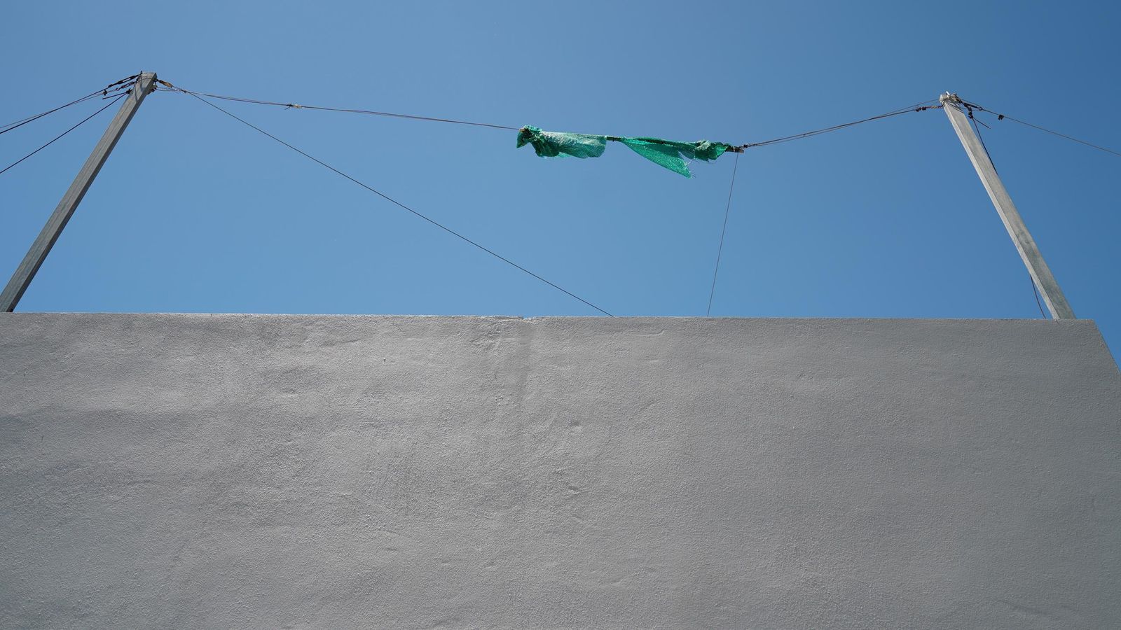 Así es la dejadez en el Centro Cívico de la reconquista.