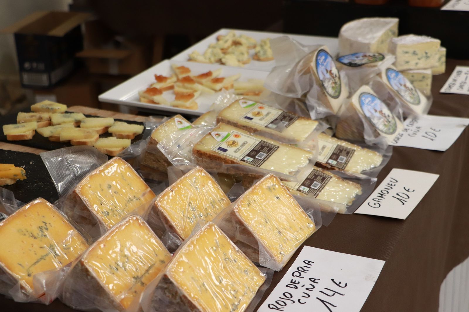 Un paseo en imágenes por la Feria del Queso de Los Pedroches