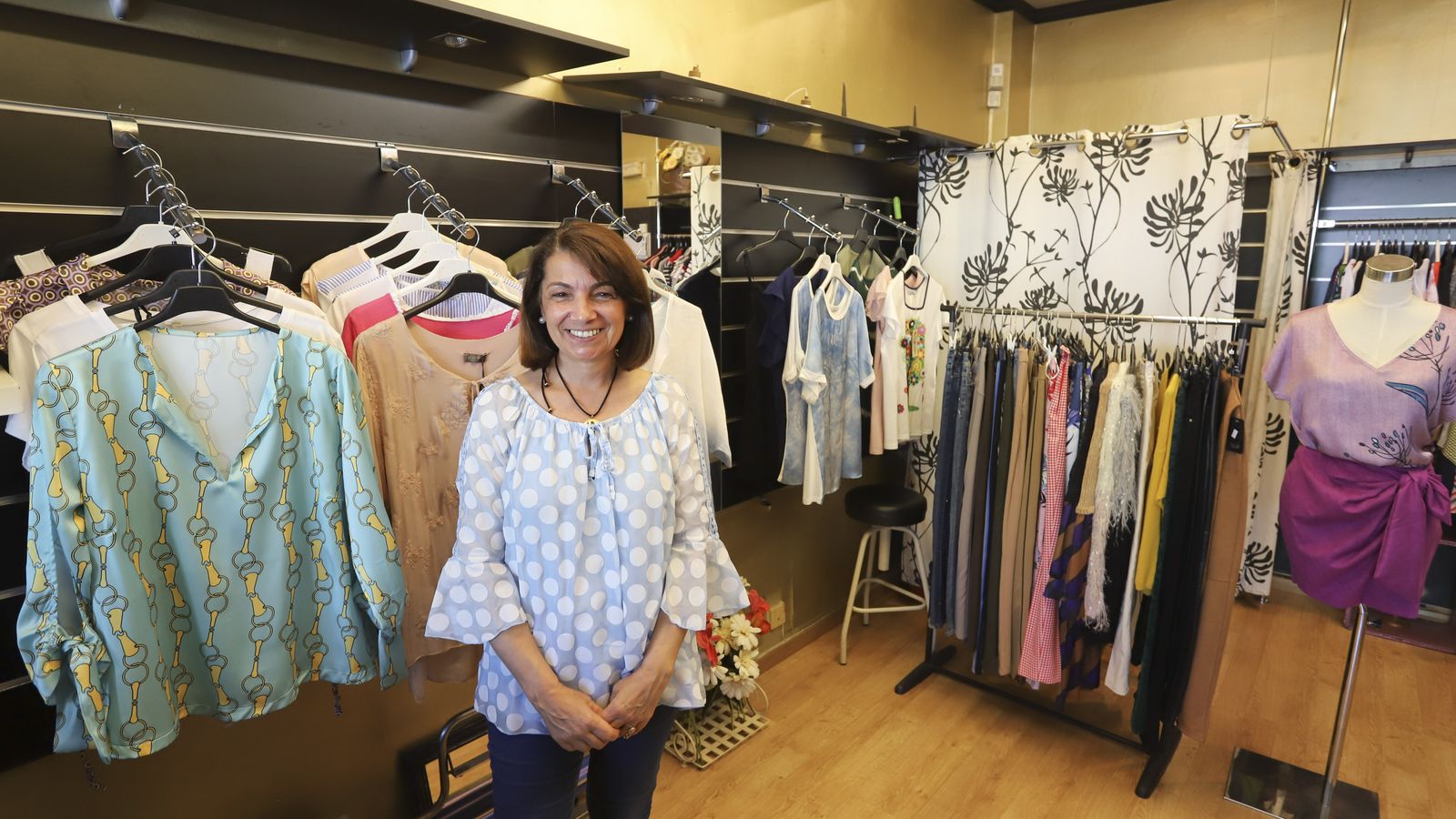 Rosalía Amesti, propietaria de Modas Rosalía