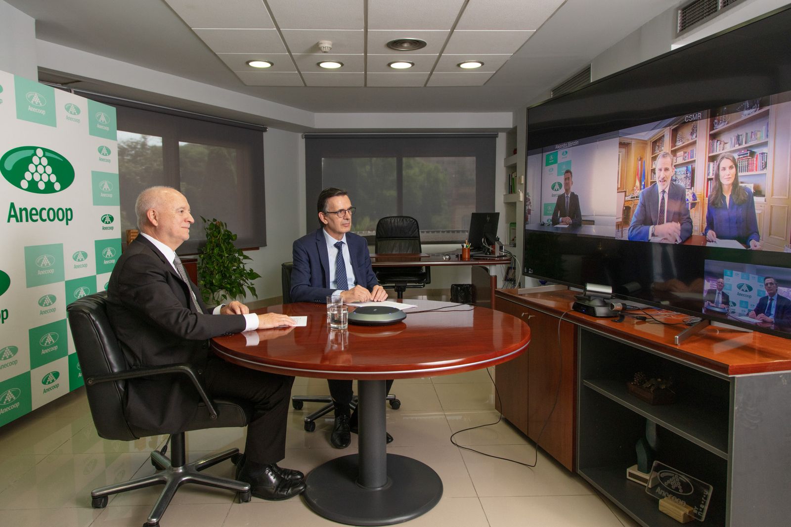 Reunión de Anecoop con la Casa Real por videoconferencia.