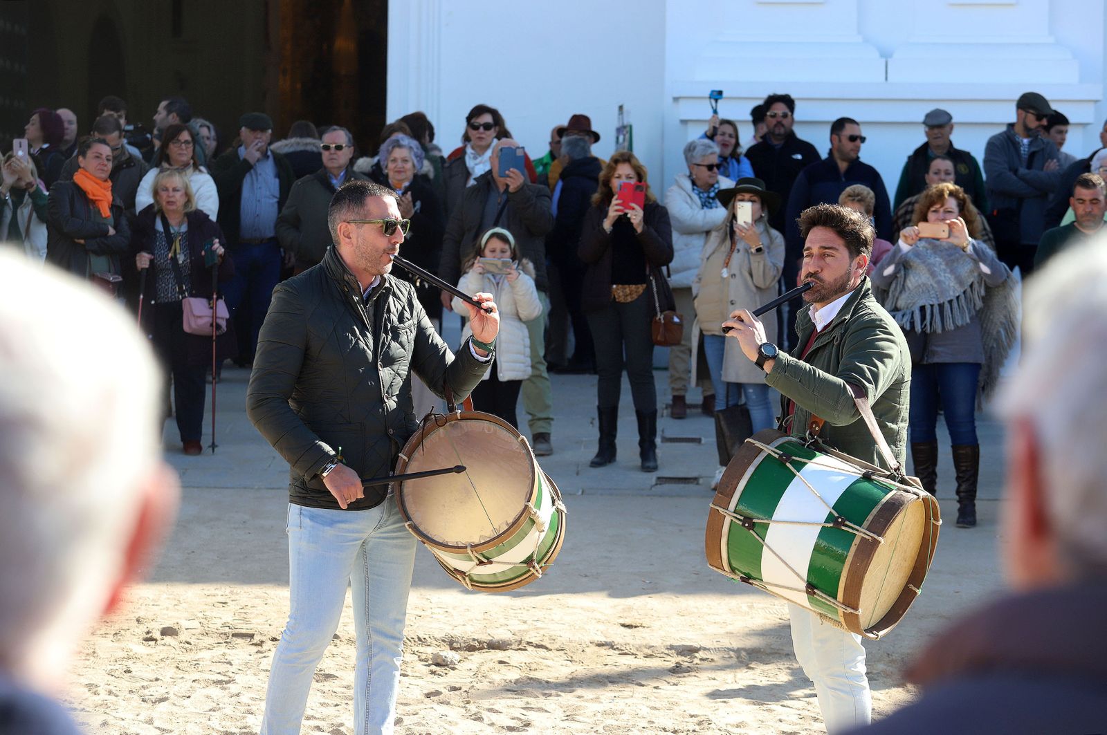 Imágenes del ambiente previo a la celebración de la Candelaria en El Rocío