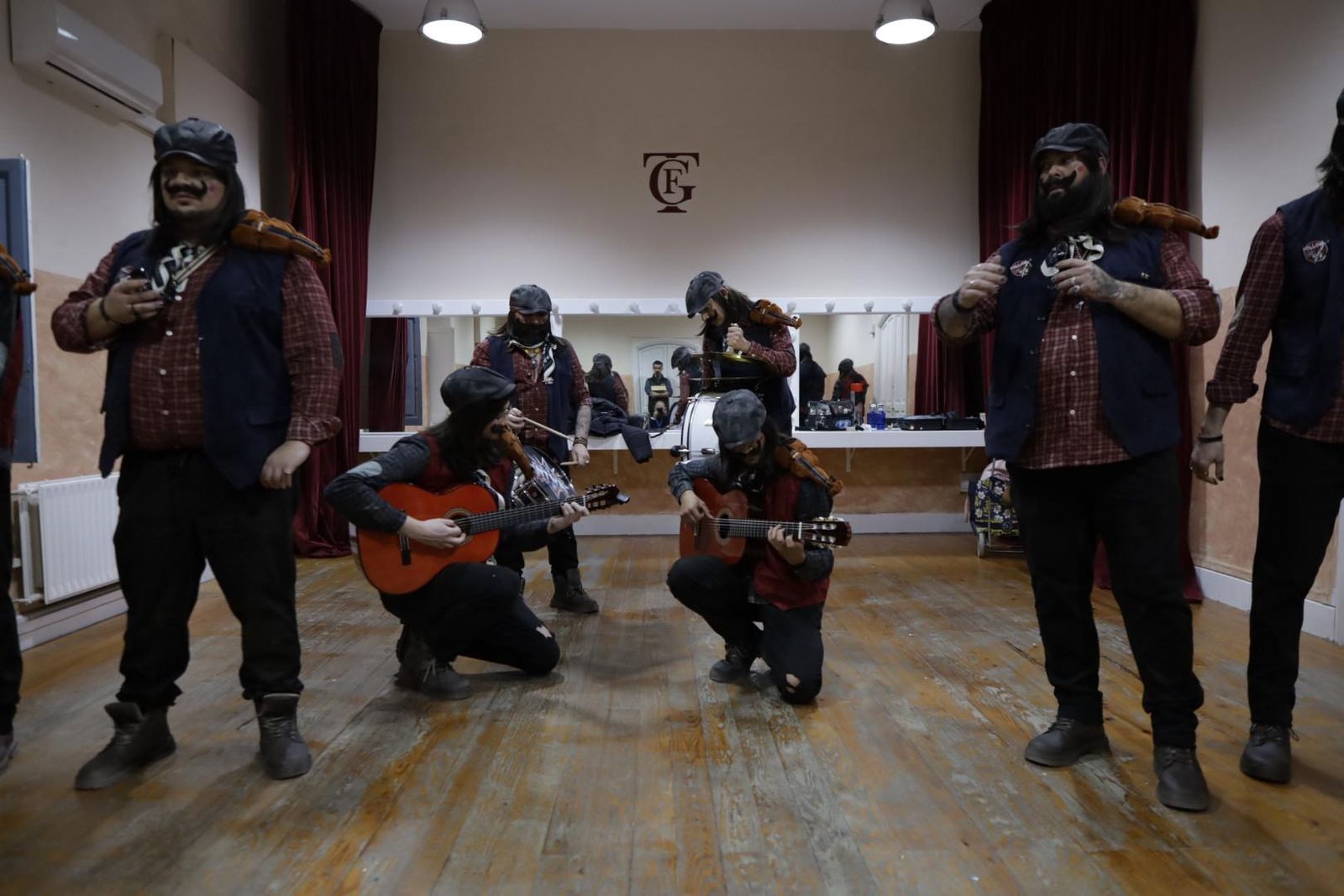 Búscate entre las mejores imágenes de la décima sesión de preliminares del COAC 2026