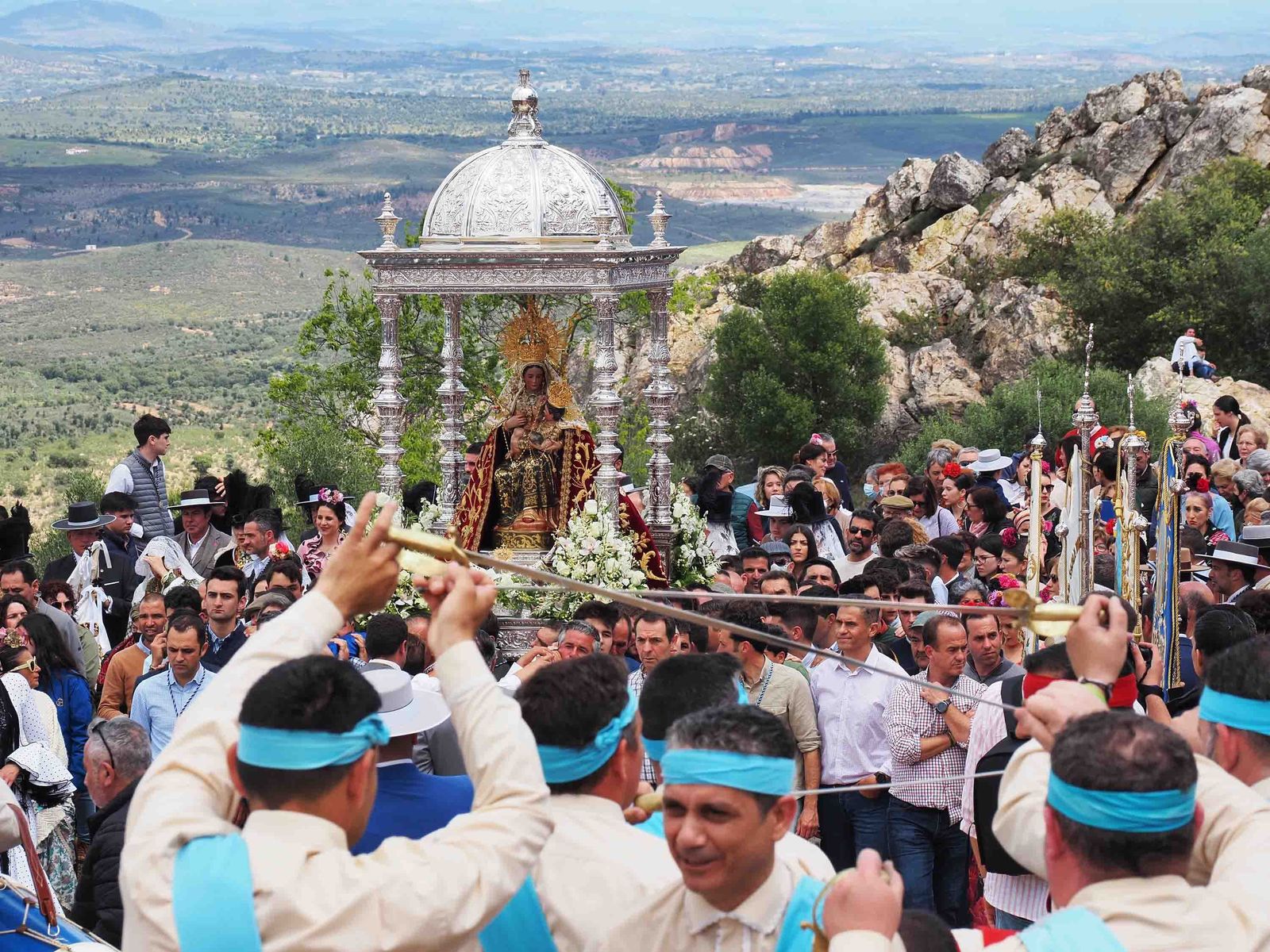 Las mejores imágenes de la Romería de la Virgen de la Peña 2022