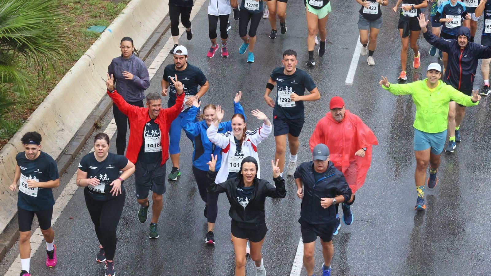 Búscate en las fotos de la Carrera Urbana Ciudad de Málaga 2024