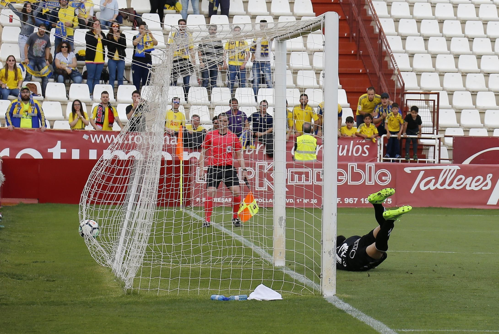 Las imágenes del Albacete-Cádiz