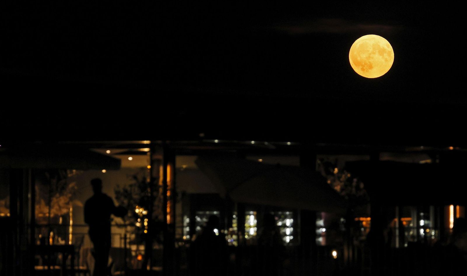 La Superluna azul captada en diferentes partes del planeta: un disfrute visual de la Luna del Esturión