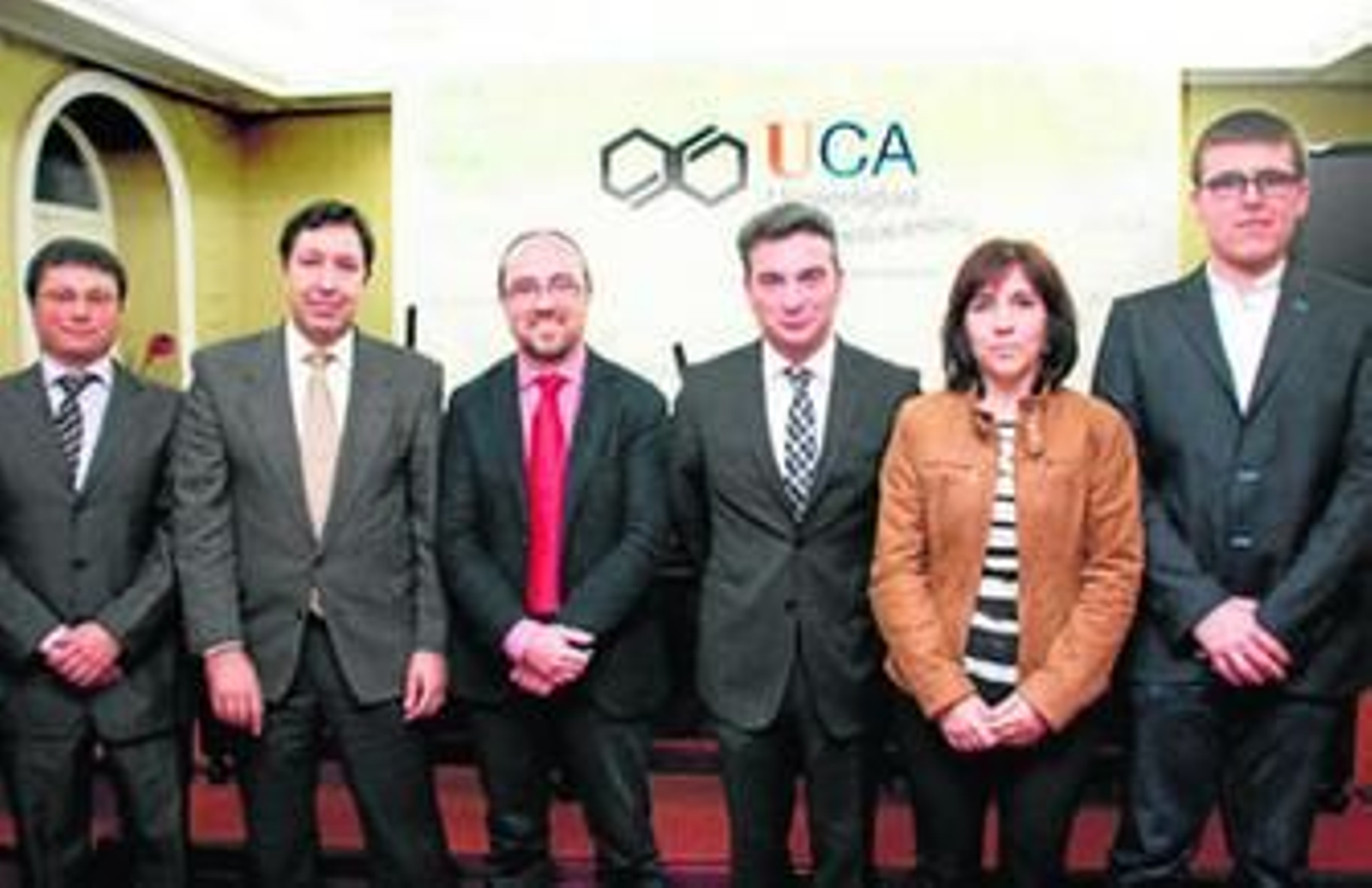 Imagen tomada ayer en el Rectorado tras la toma de posesión.