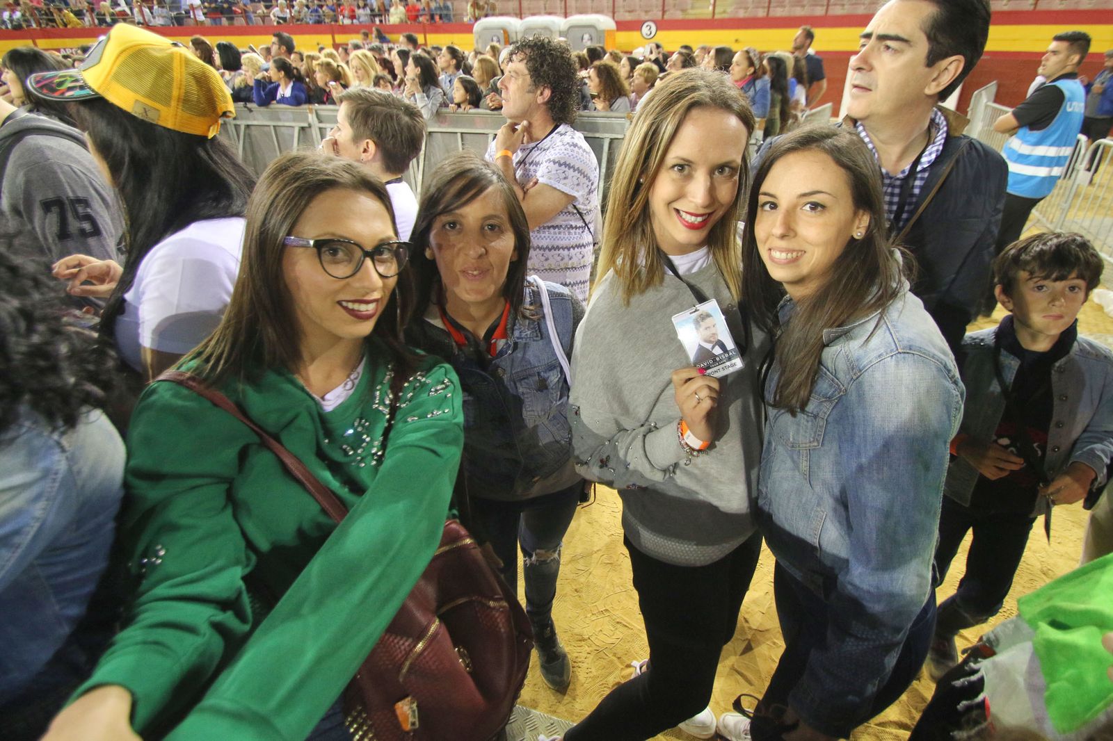 Las imágenes del concierto de Bisbal en la plaza de Toros de Roquetas de Mar