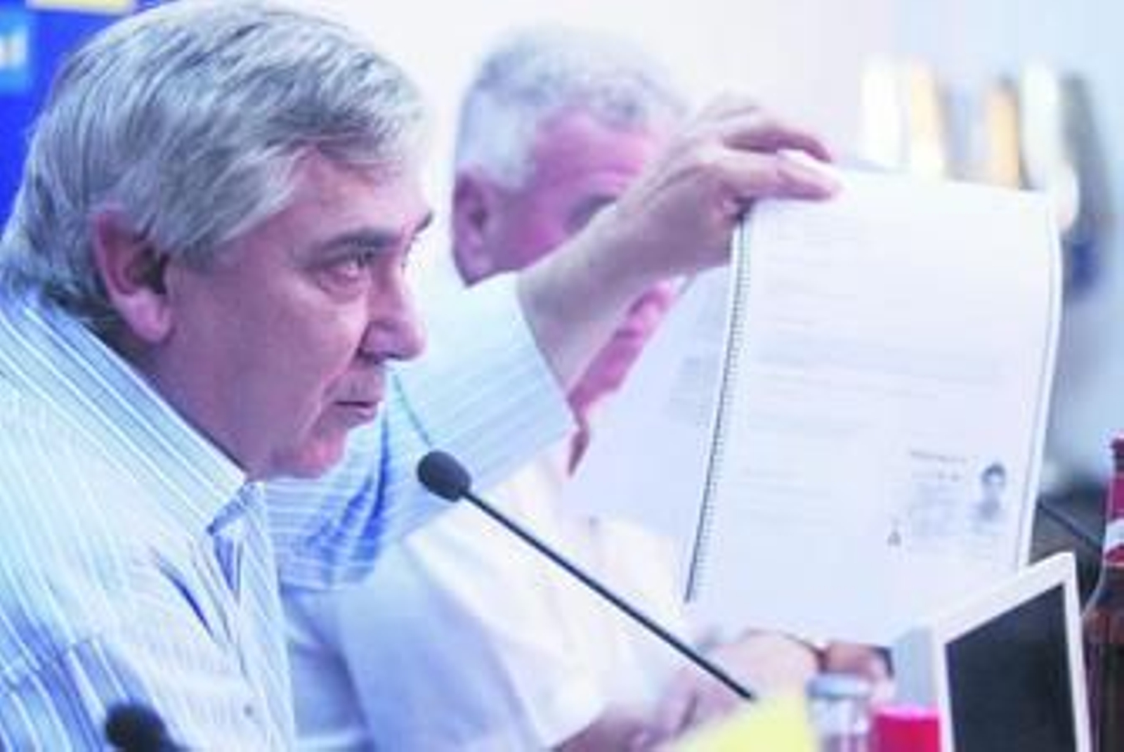 Antonio Muñoz ha encajado muy mal la postura adoptada por Ruiz de Lopera.