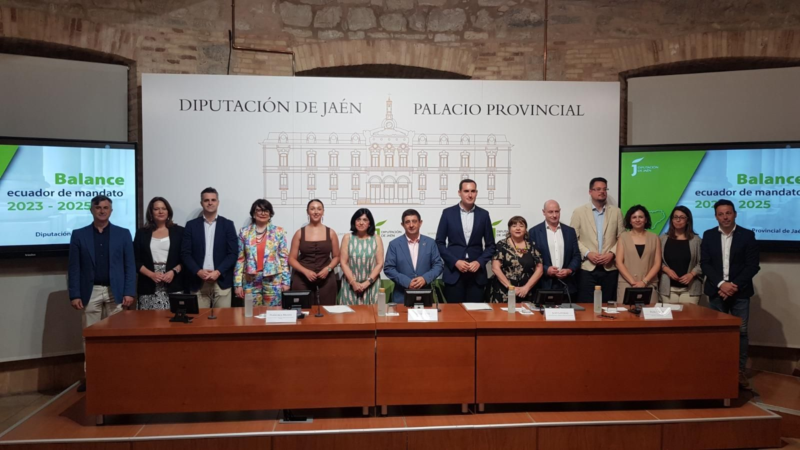 Diputados y presidente de la Diputación Provincial de Jaén.
