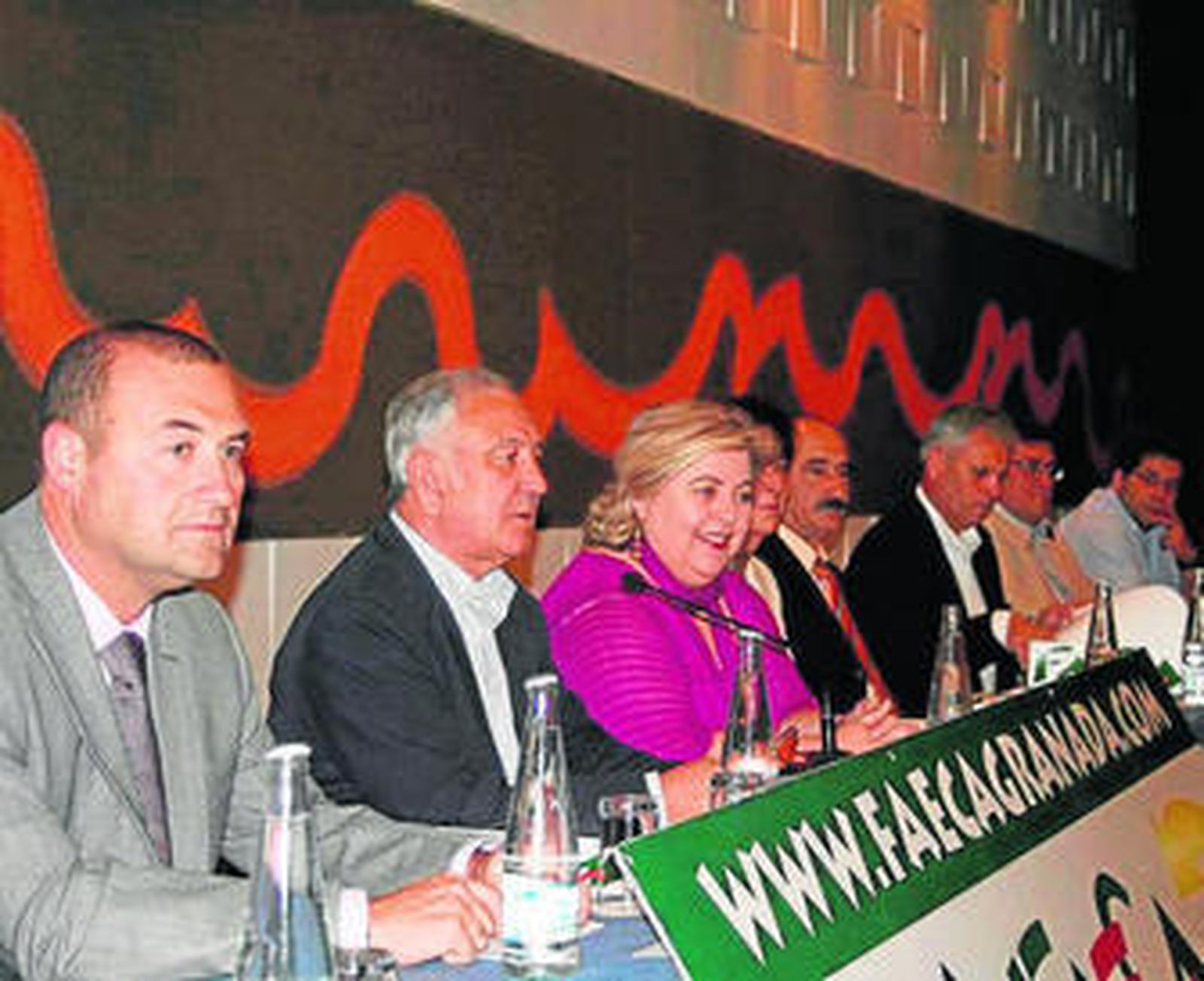 La consejera de Agricultura, en la inauguración de la asamblea.